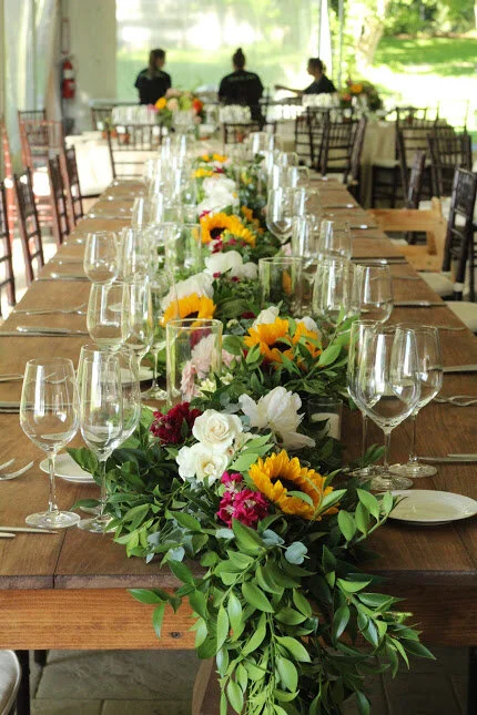 June head table garland at Blithewold
