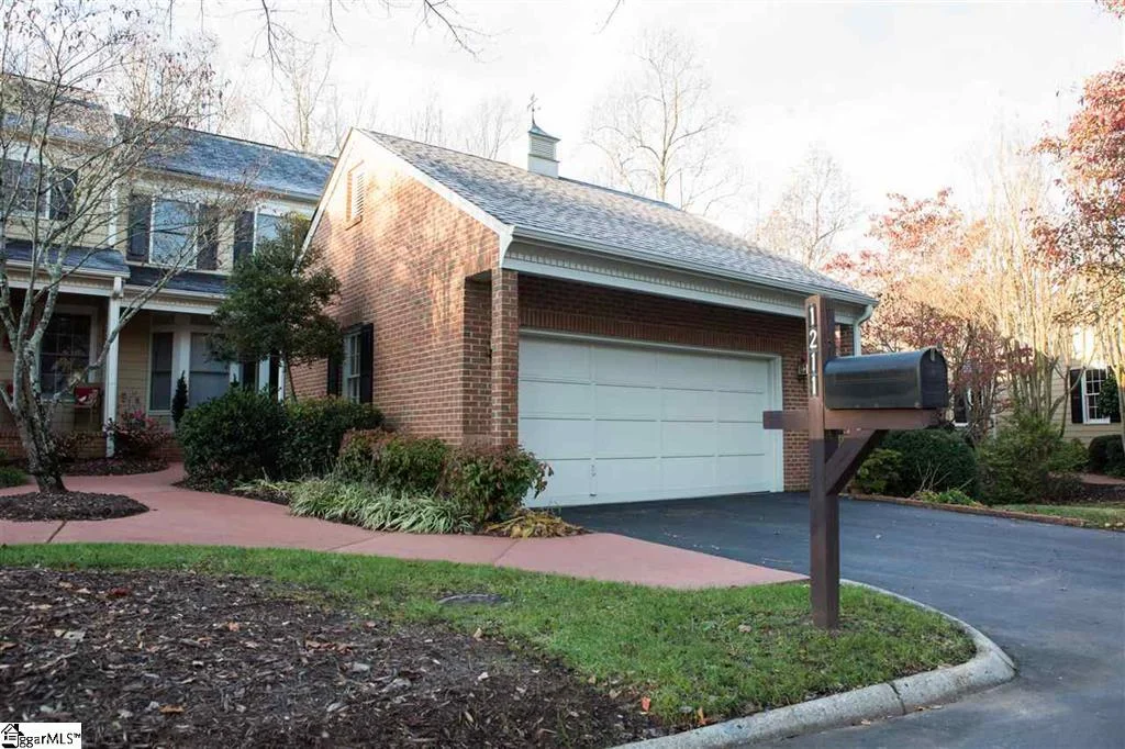 Real Estate Greer Greenville Spartanburg For Sale Upstate SC Realtor — Stephanie Miller, Realtor