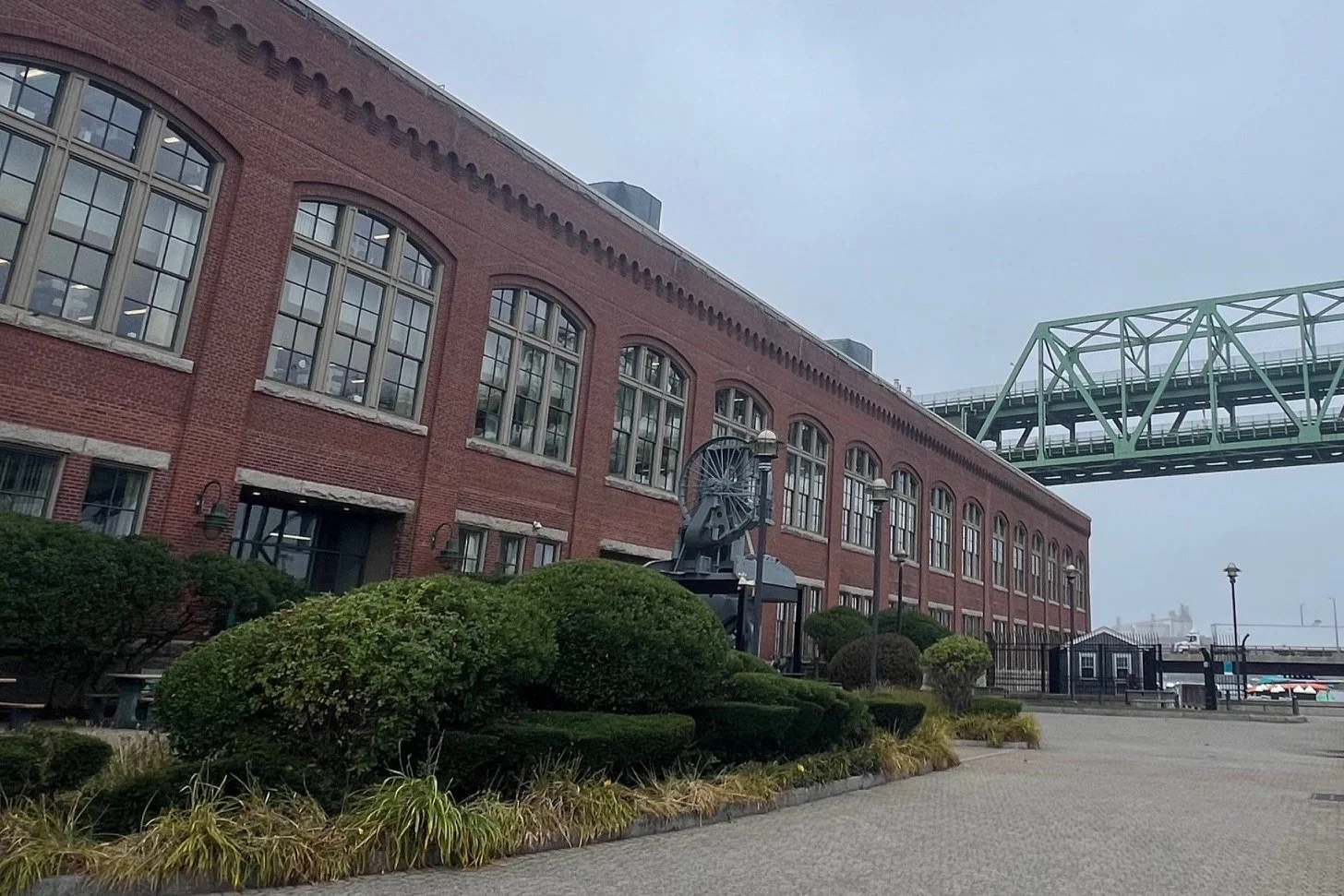  The Wainger Lab is warmly welcomes a new group of  research assistants  to the lab this Fall. Advika, Abegale, and Laura are working on clinical research projects and Isabel, Chris, Sam, Victoria, and Sophia are in lab working on preclinical project