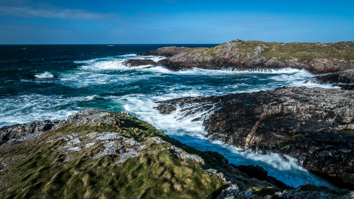 Sloc a' Ghille Mhoir, the rocky north coast between Balevullin and The Green.