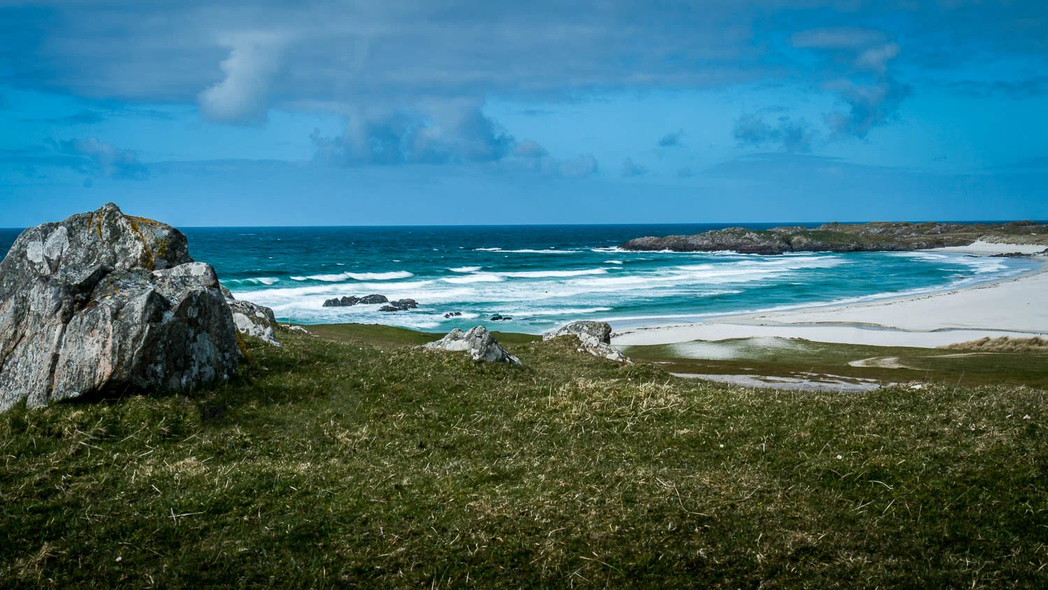 Tràigh Bail' a-Mhuillinn - Overlooking the bay to the north east.