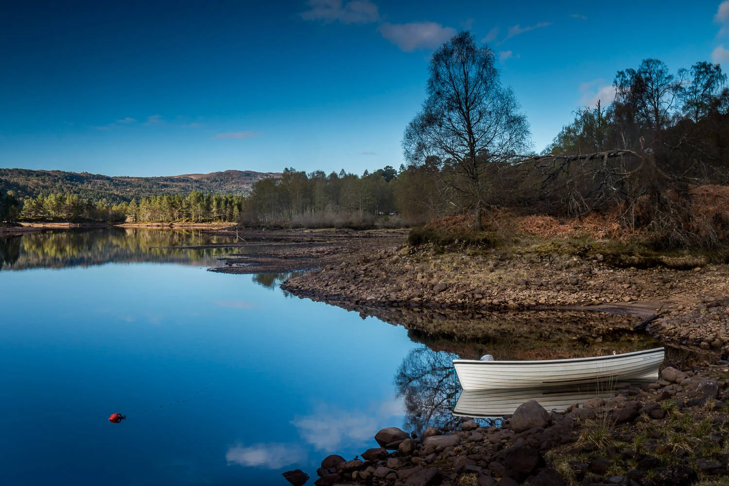 Early morning on Loch Beinn A' Mheadhoin.