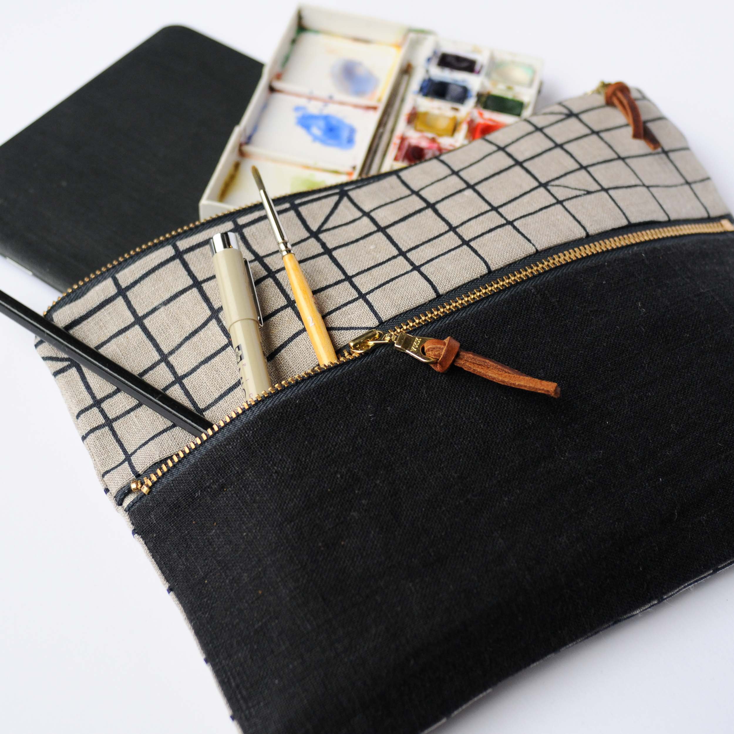 linen_zip_pouch-18.jpg