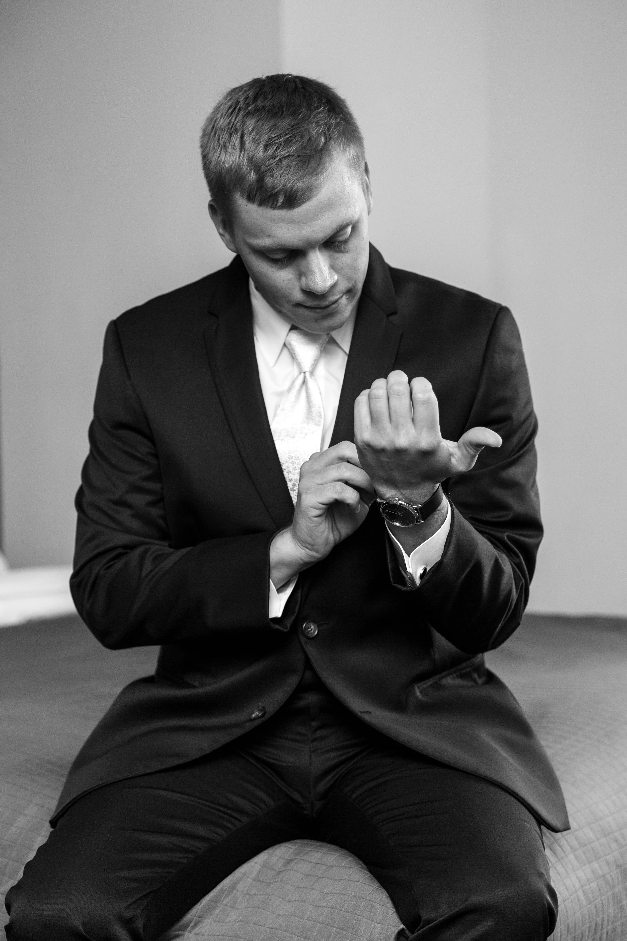 johnsongettingready-83.jpg
