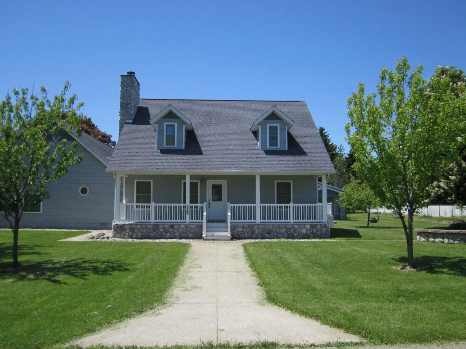 SOLD!!!  Absolutely Stunning!