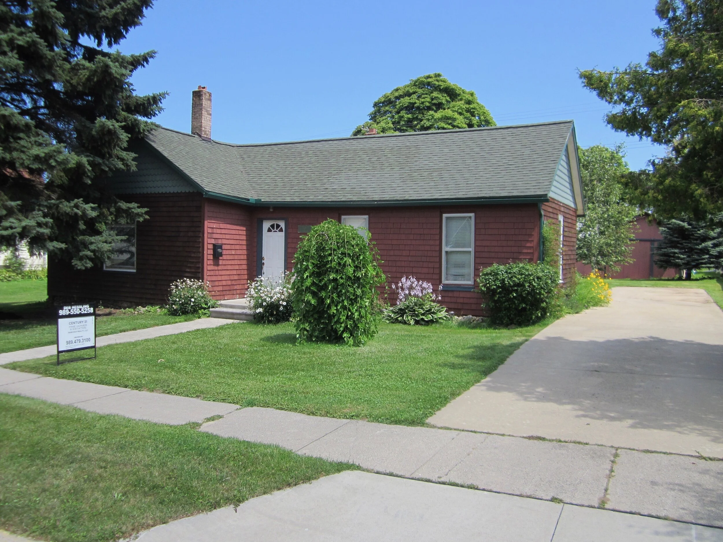 SOLD!!!  Move in READY!!!