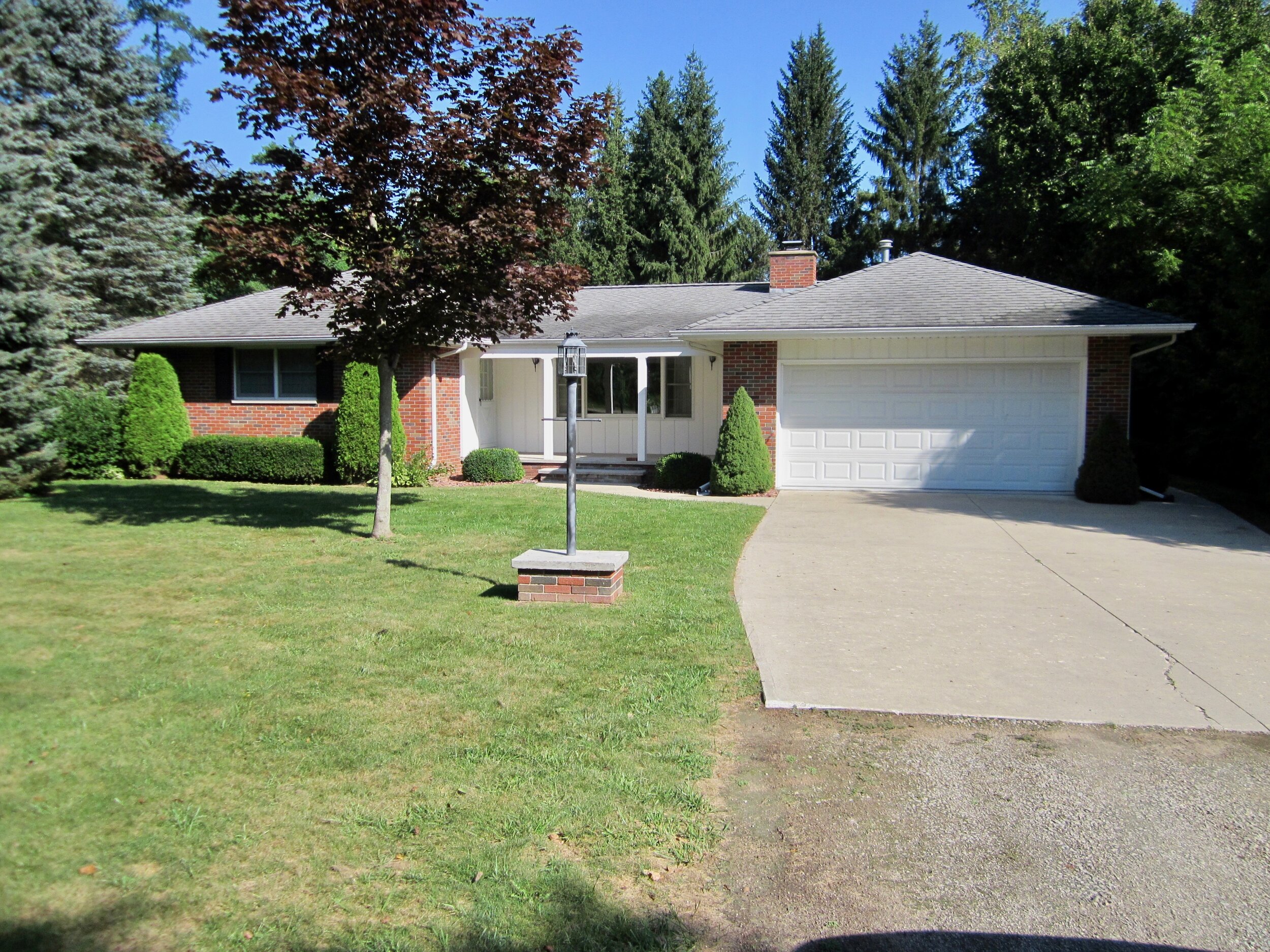 SOLD!!!  Lake Access...Beautiful Home!