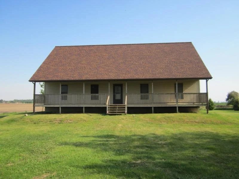 SOLD!!!  Country Living