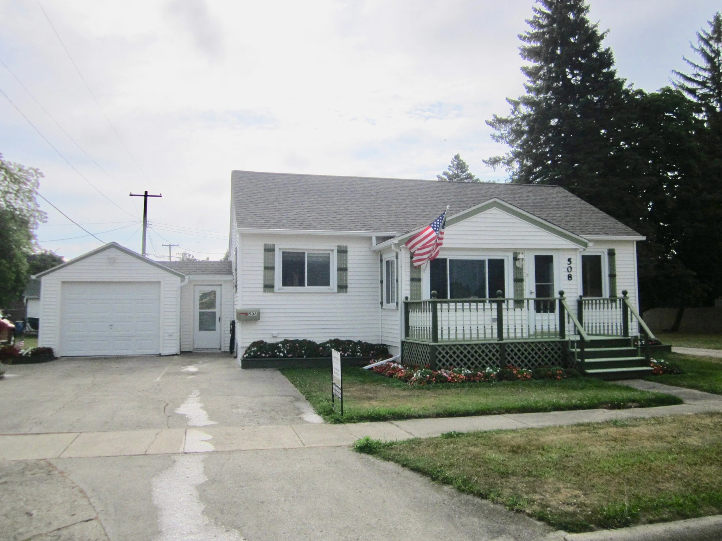 SOLD!!!   Well maintained...inside and out!