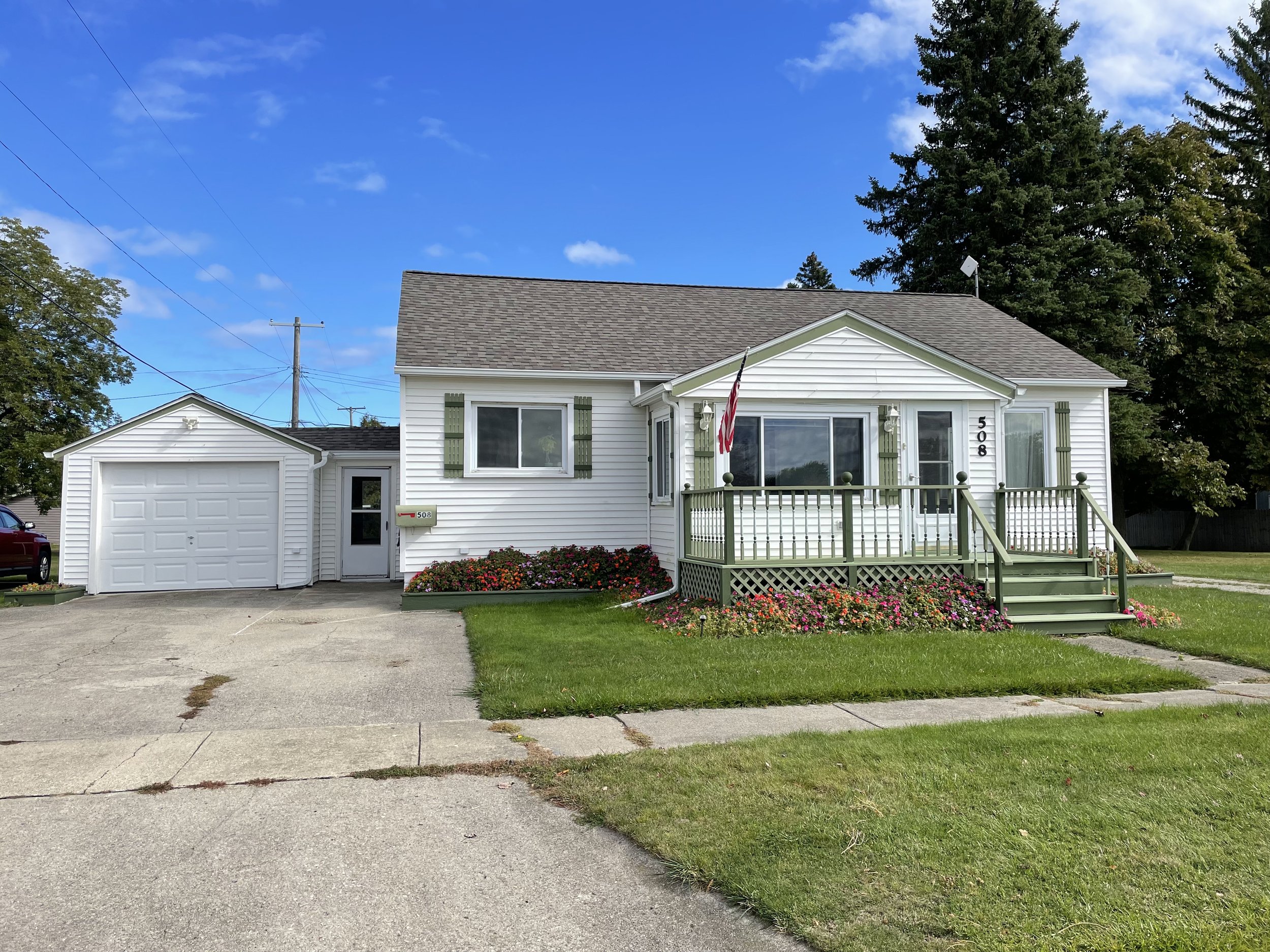 SOLD!!!  Super clean 2 bedroom, 1 bath, includes a vacant lot