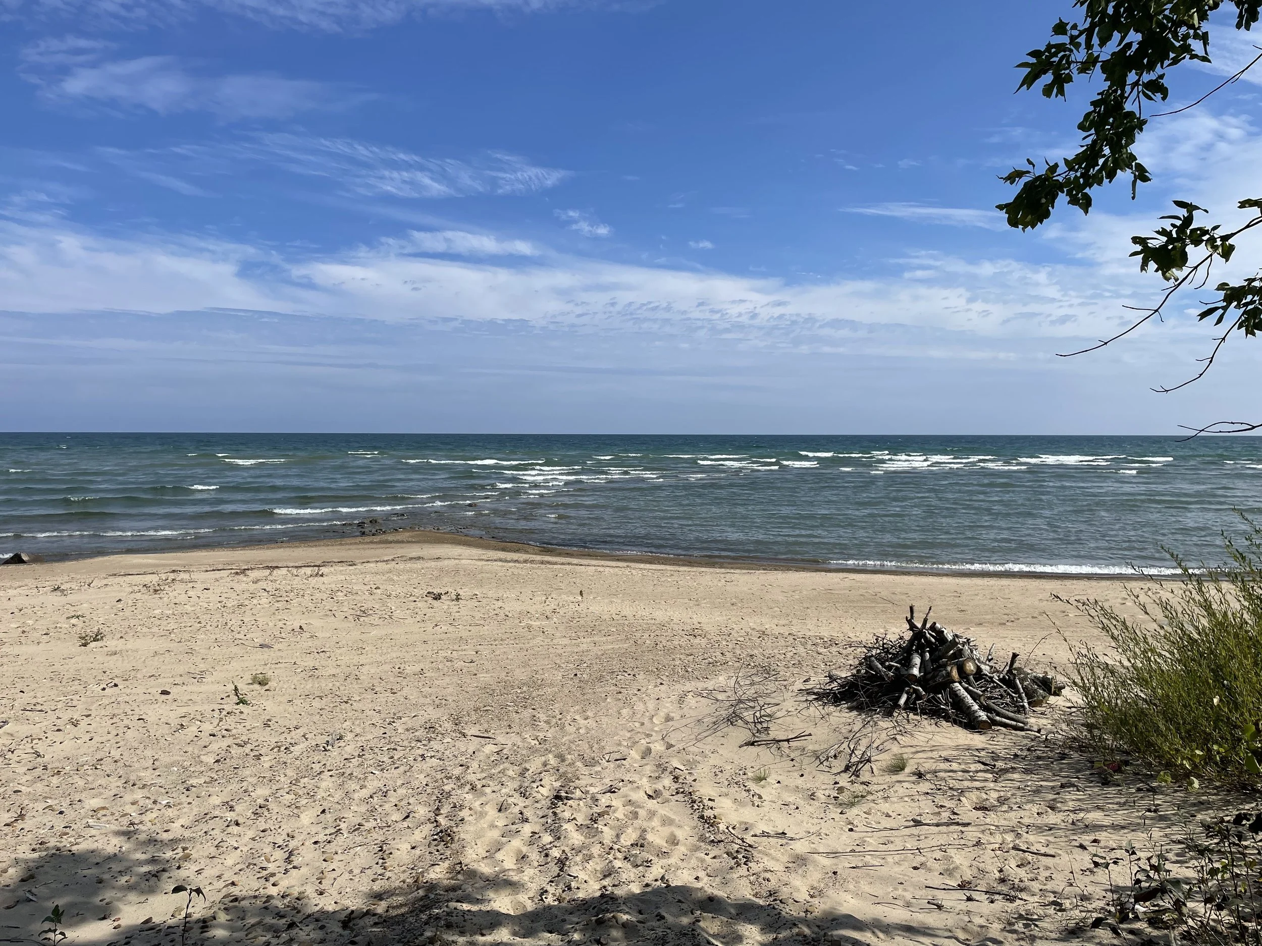 SOLD!!!  100' of Lake Frontage...with a 3 car garage!