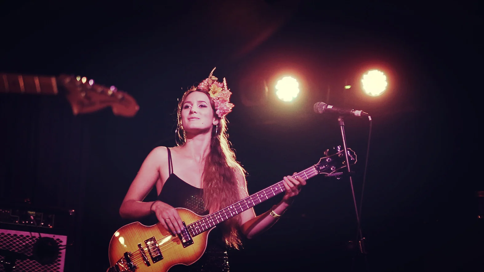 Holly Holden y Su Banda