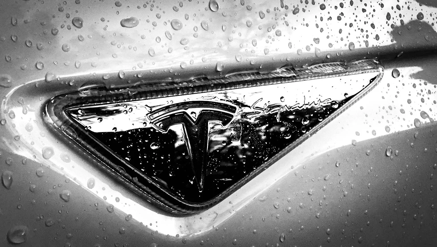 badge bw.jpg
