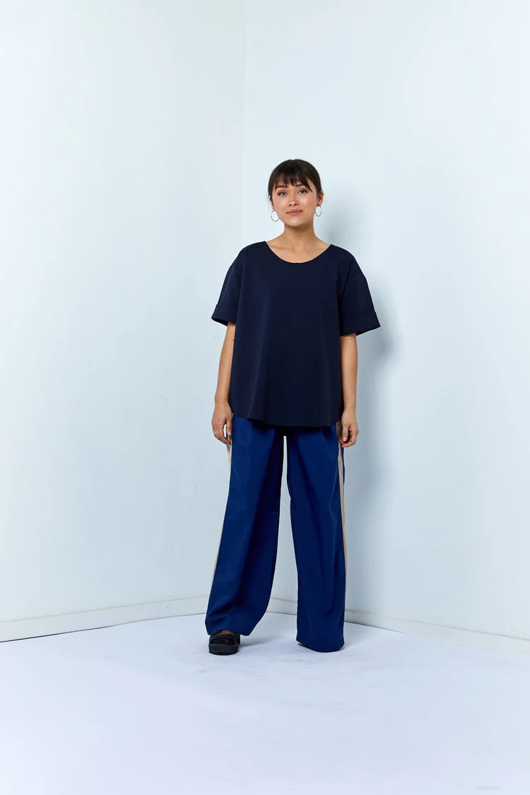 amanda top navy1.jpg
