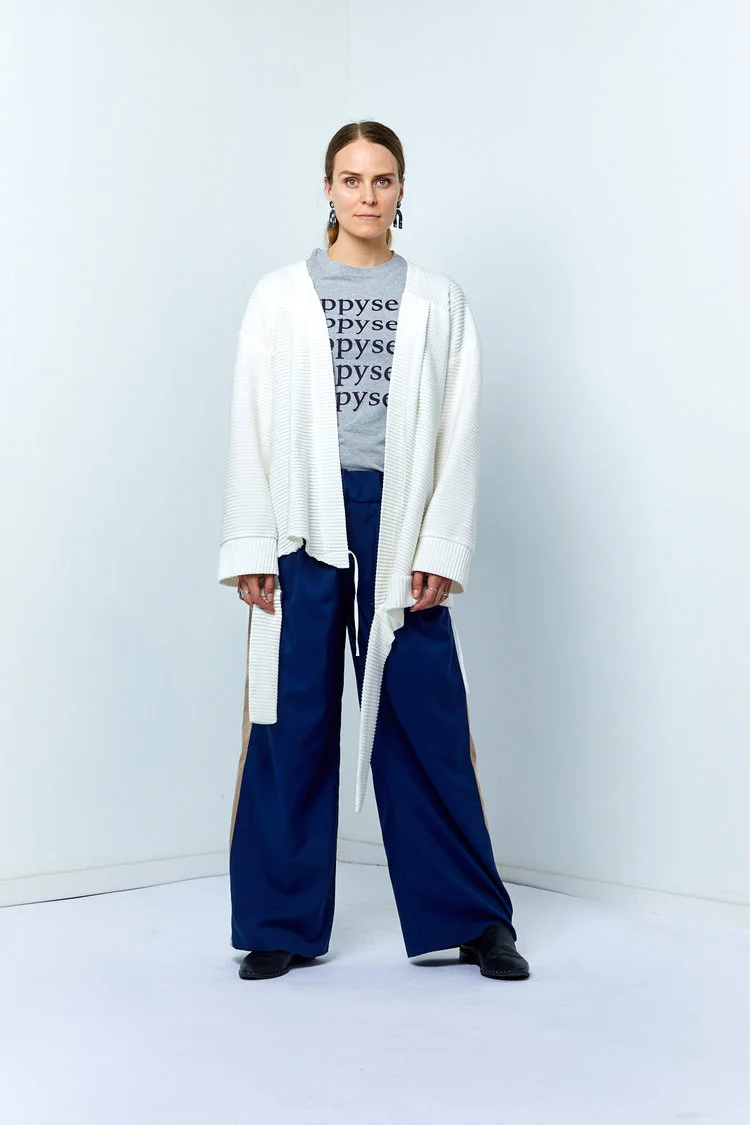 sweater cream1.jpg
