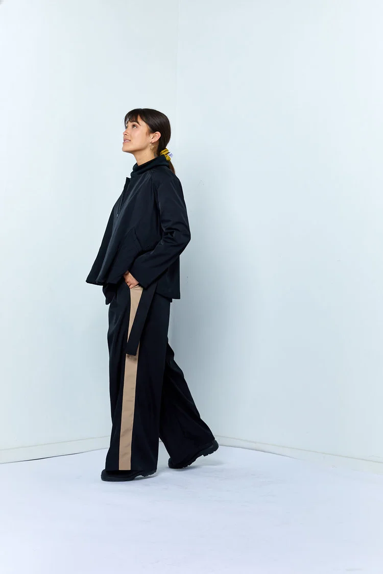 jacket black2.jpg