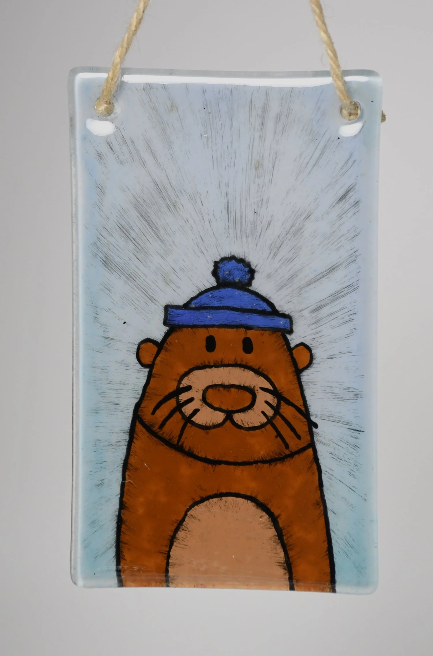 otter w: hat rect.jpg