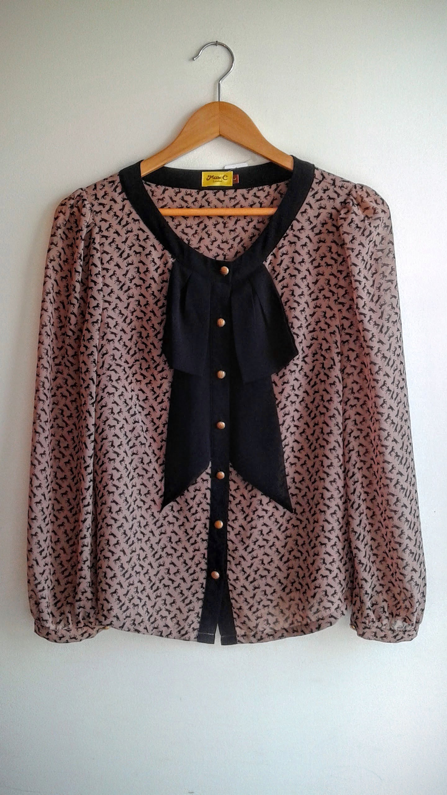 Max C London top; Size L, $26