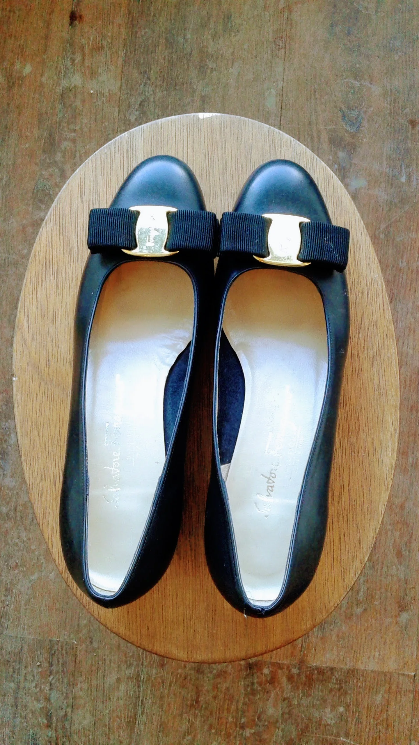 Ferragamo shoes; S6, $45