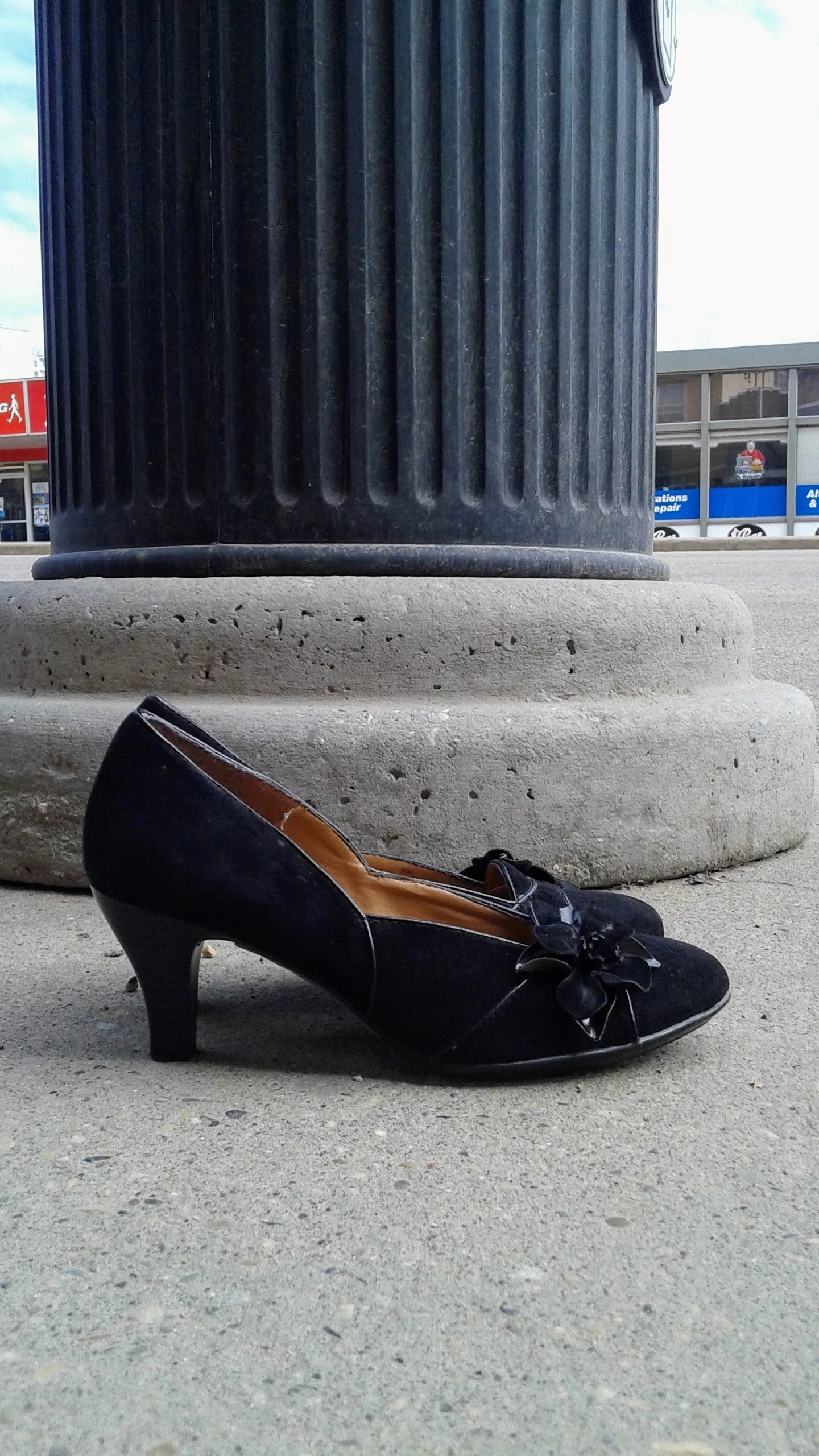 Sofft shoes; S8.5, $34