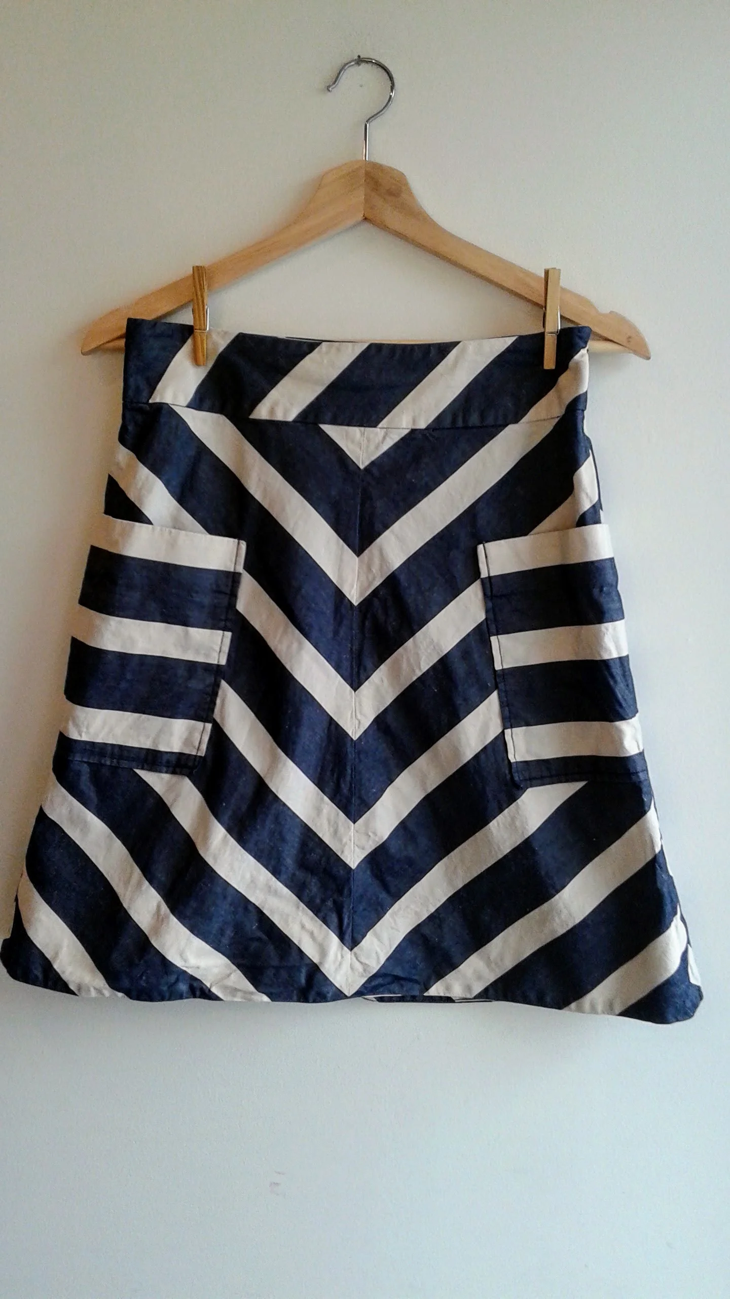 9-H15 stcl skirt; Size S, $22