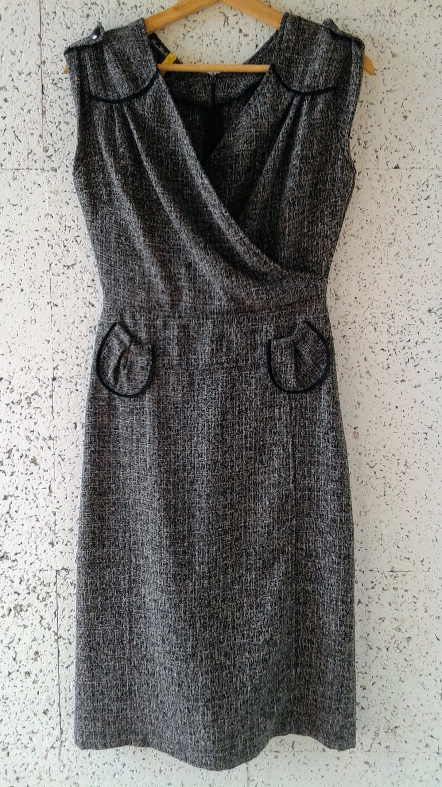 Alison Wonderland; Size 8, $45