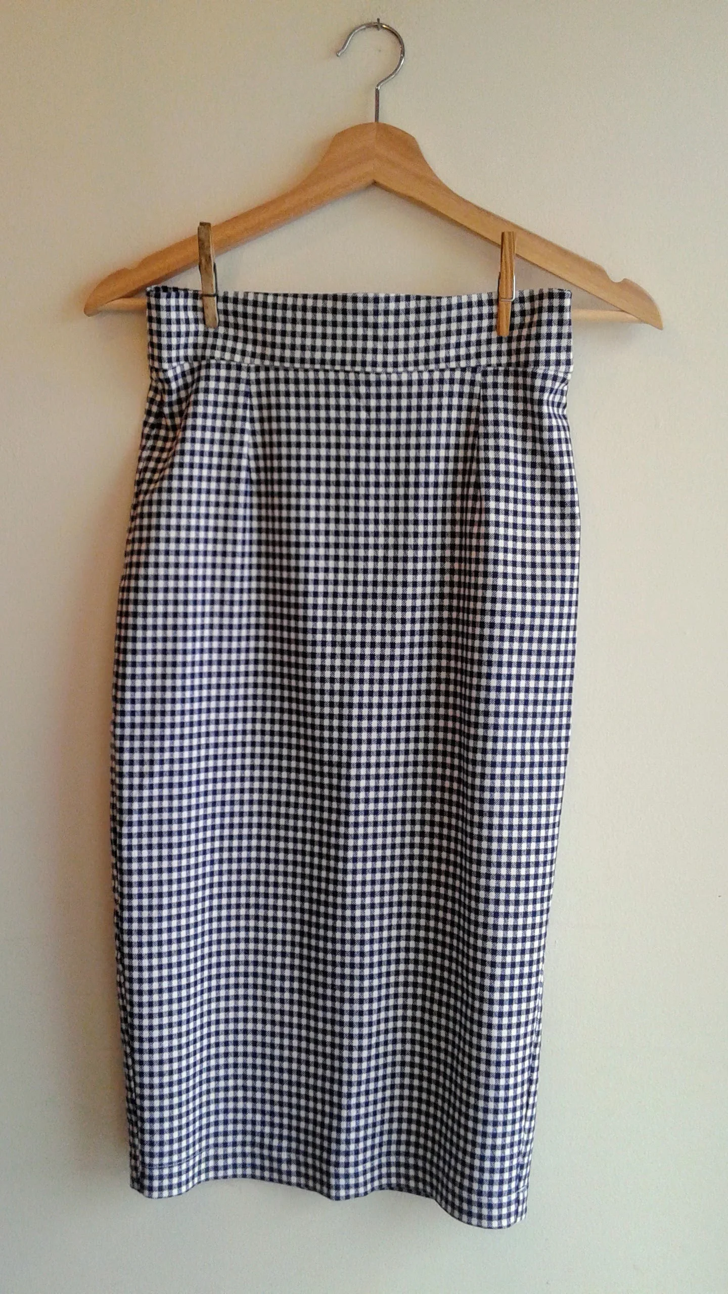 Coral & Jade skirt; Size S, $26