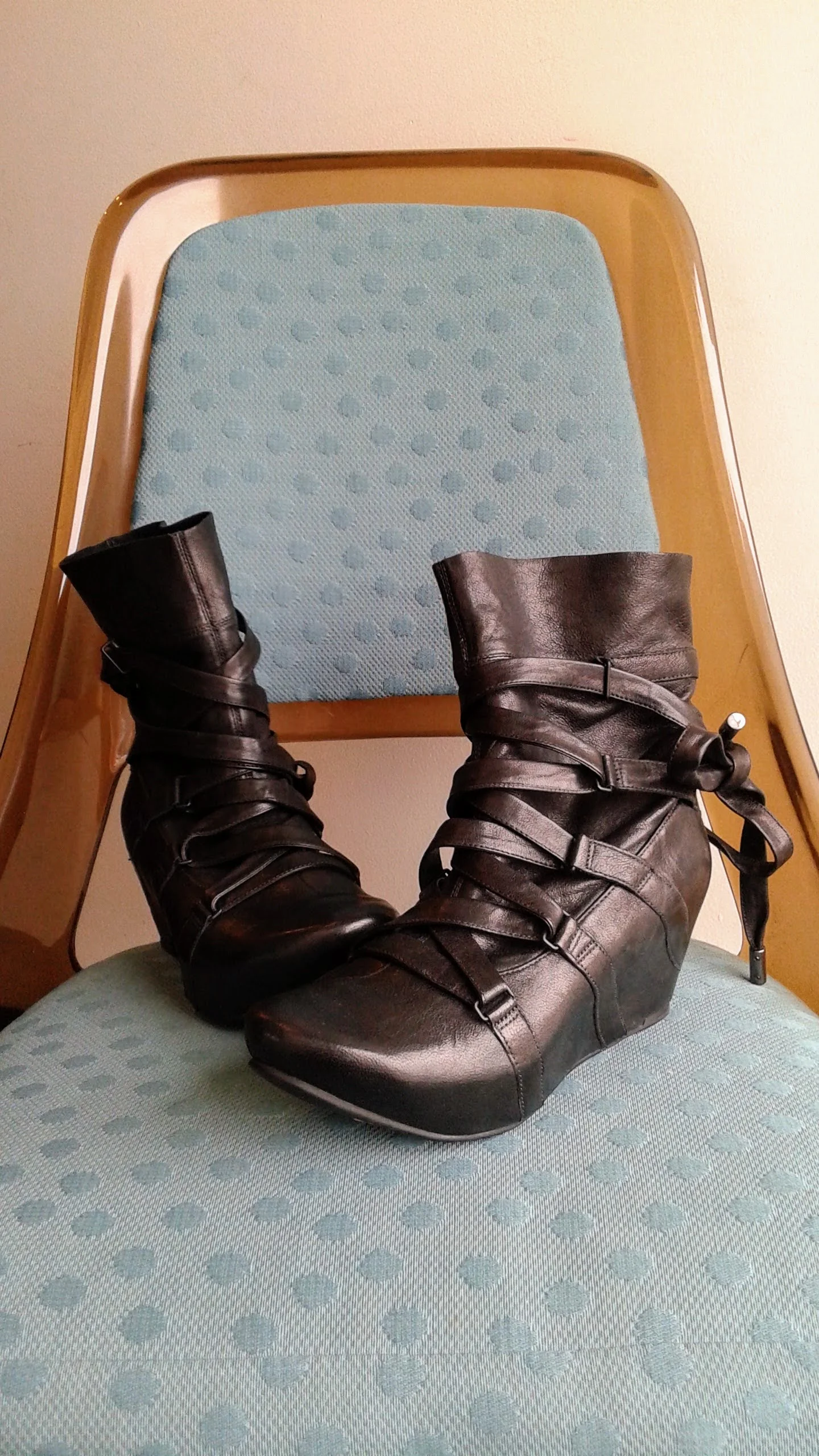 Tsubo boots; S6.5, $68