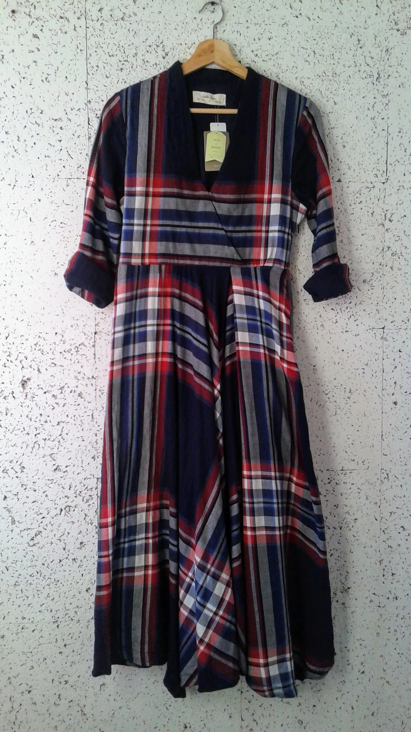 Isabella Sinclair dress (NWT); Size S, $58