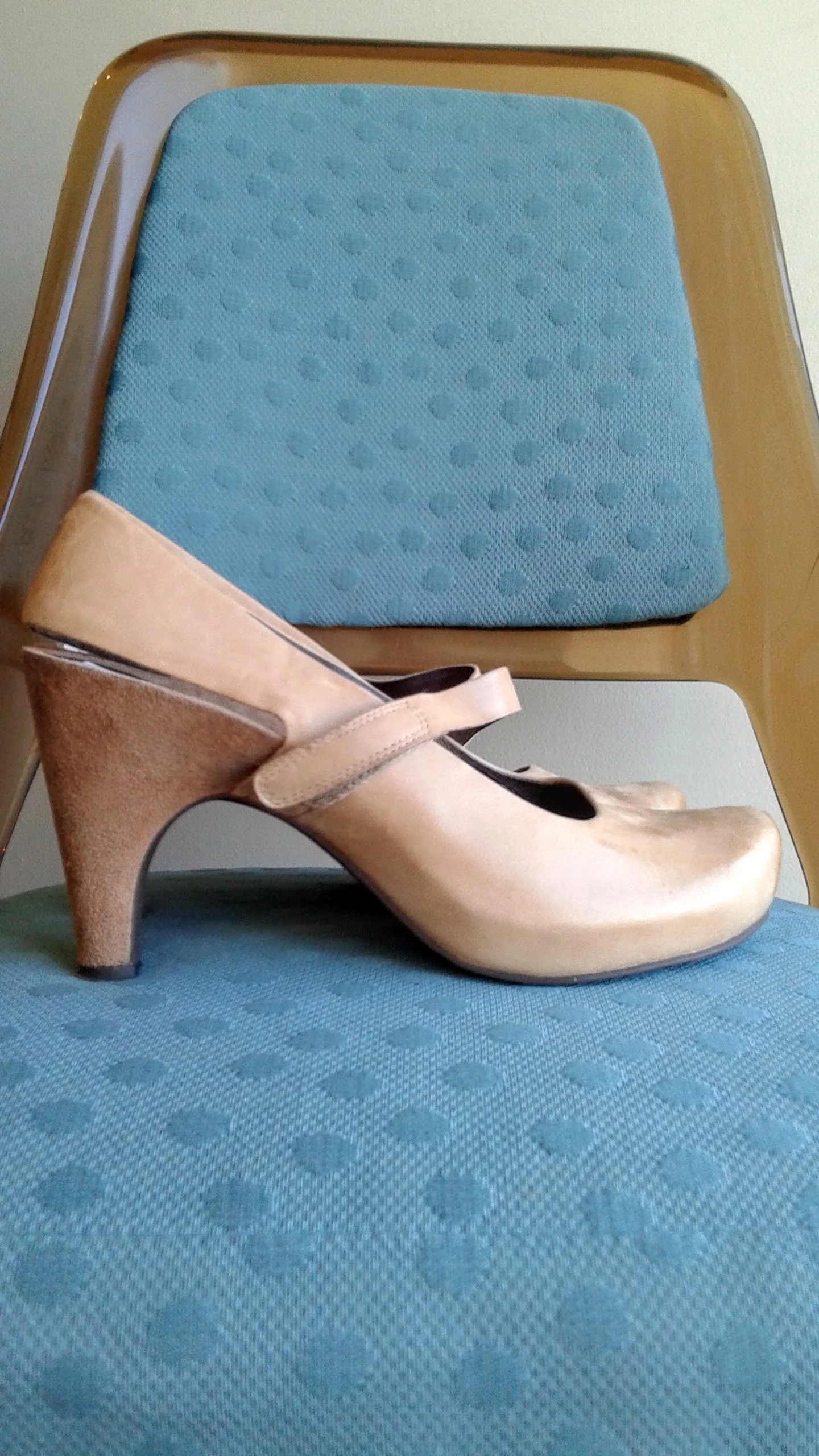 Tsubo shoes; S9.5, $42