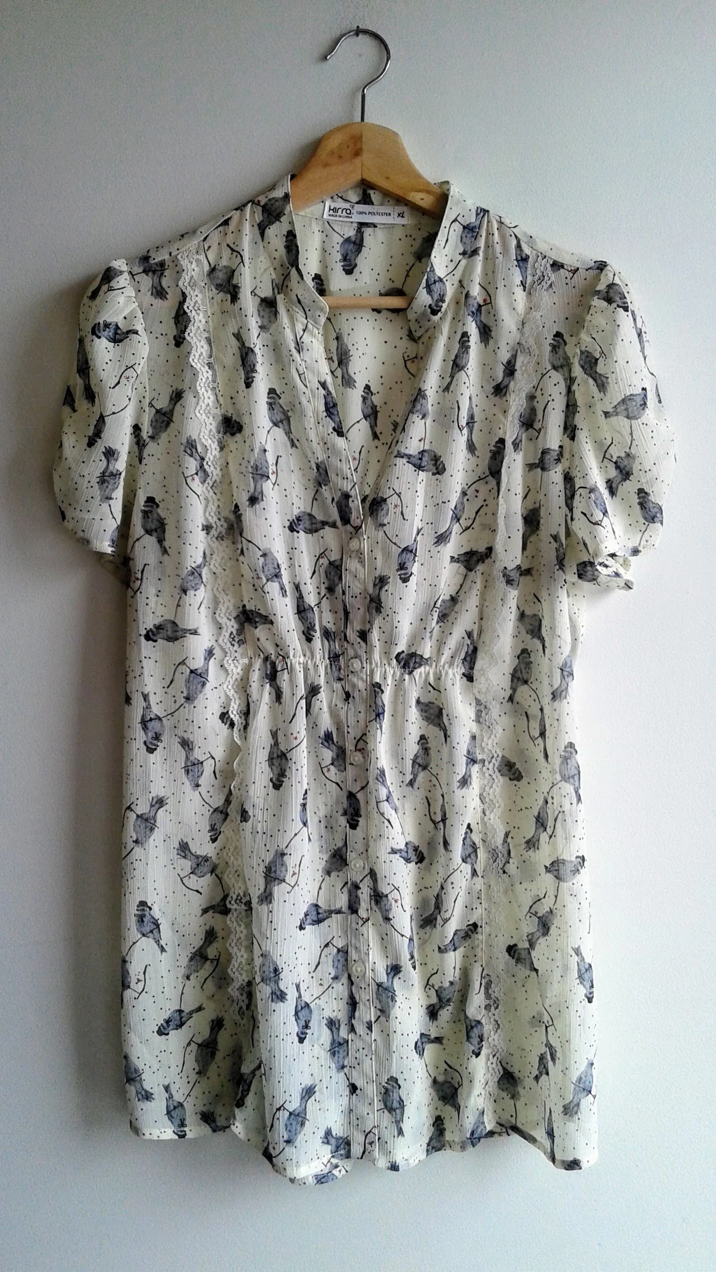 Kirra top; Size L, $26