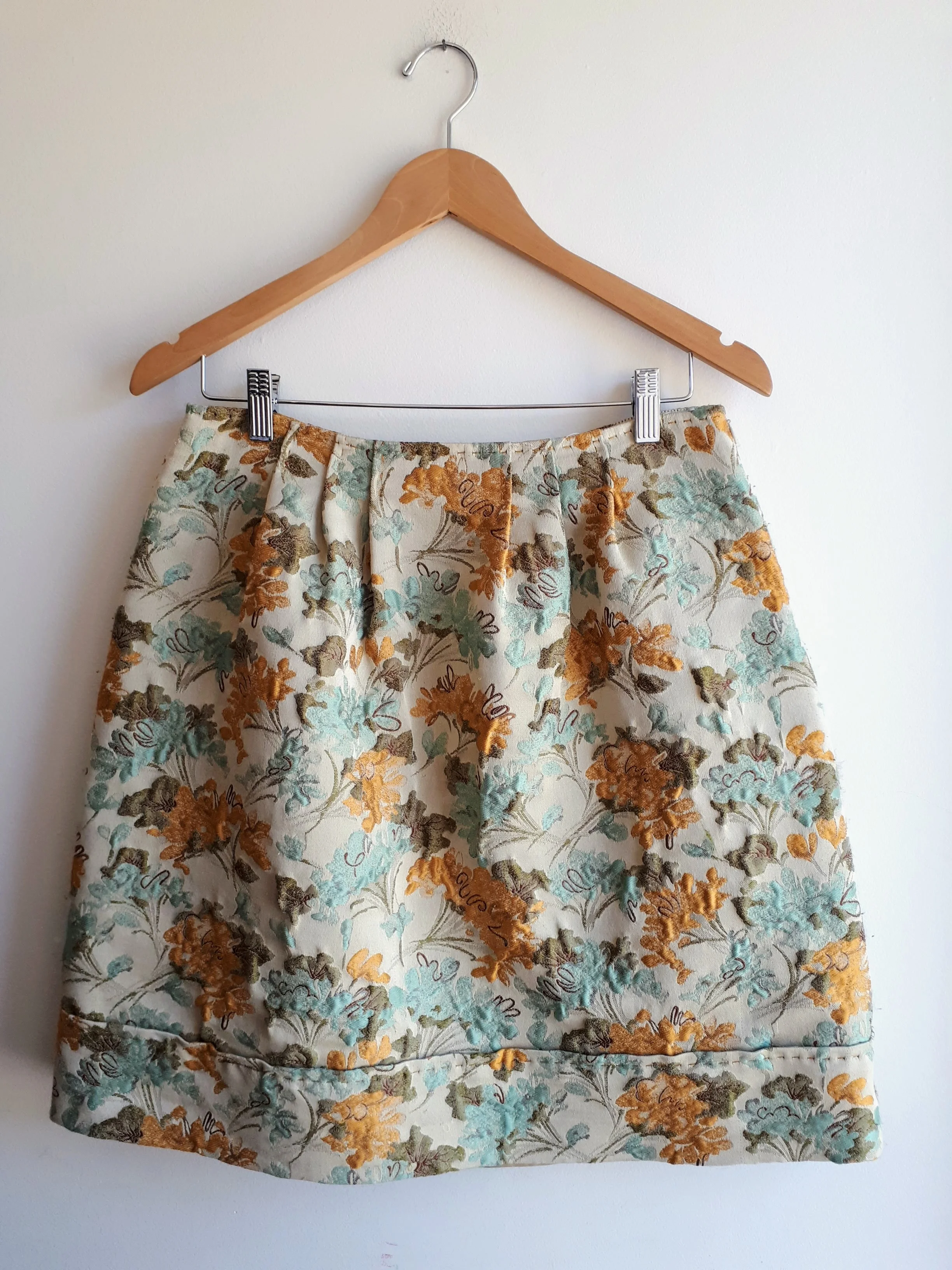 Alberta Ferretti skirt; Size 6, $52