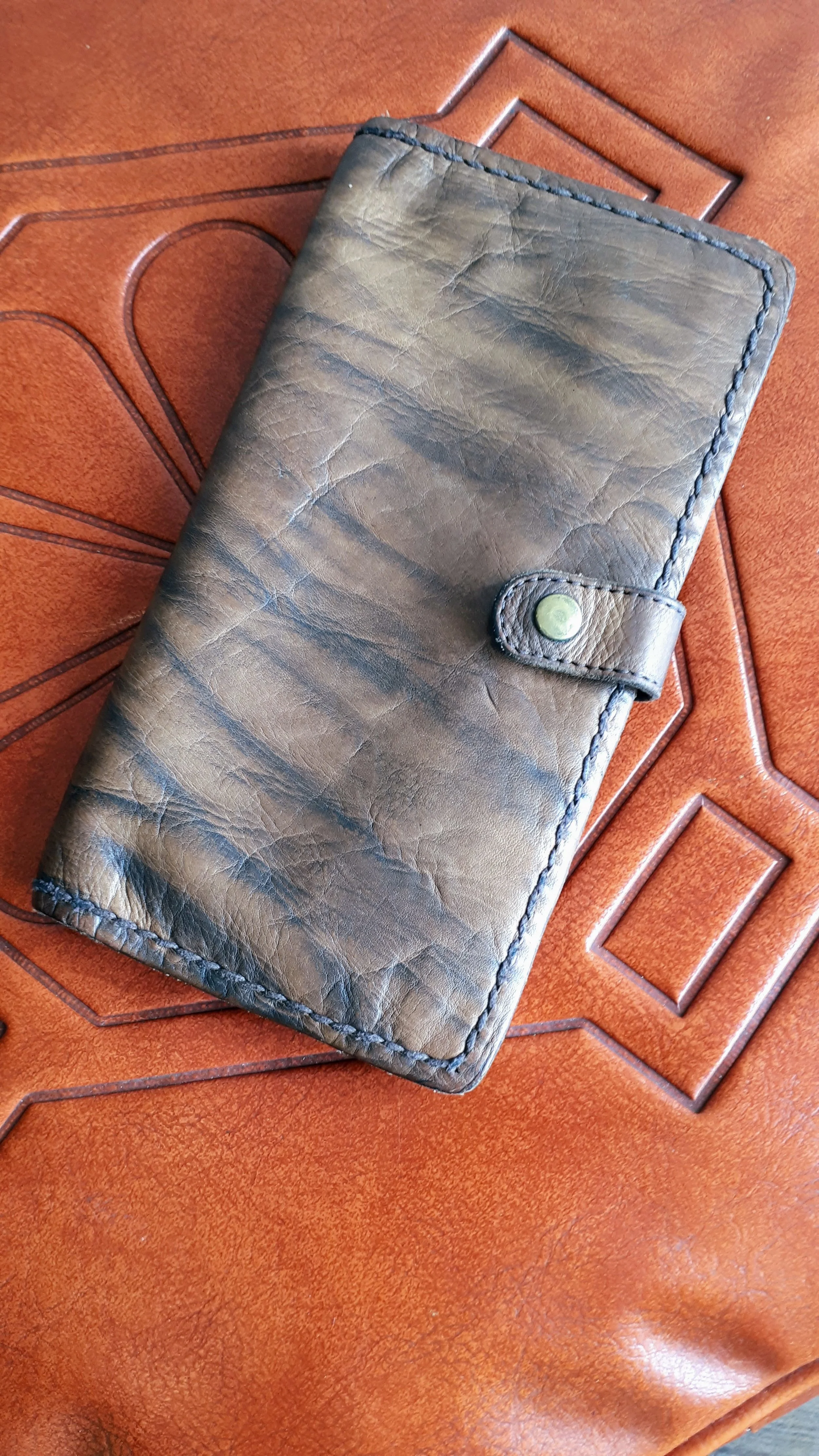 Bauxo wallet, $28