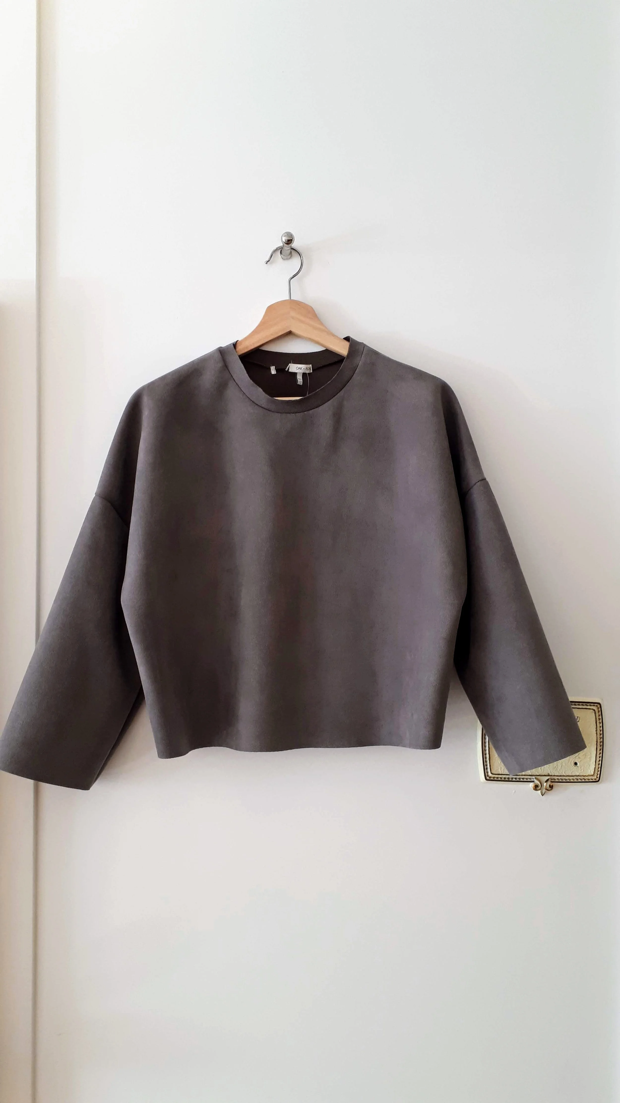 Oak+Fort top; Size M, $30