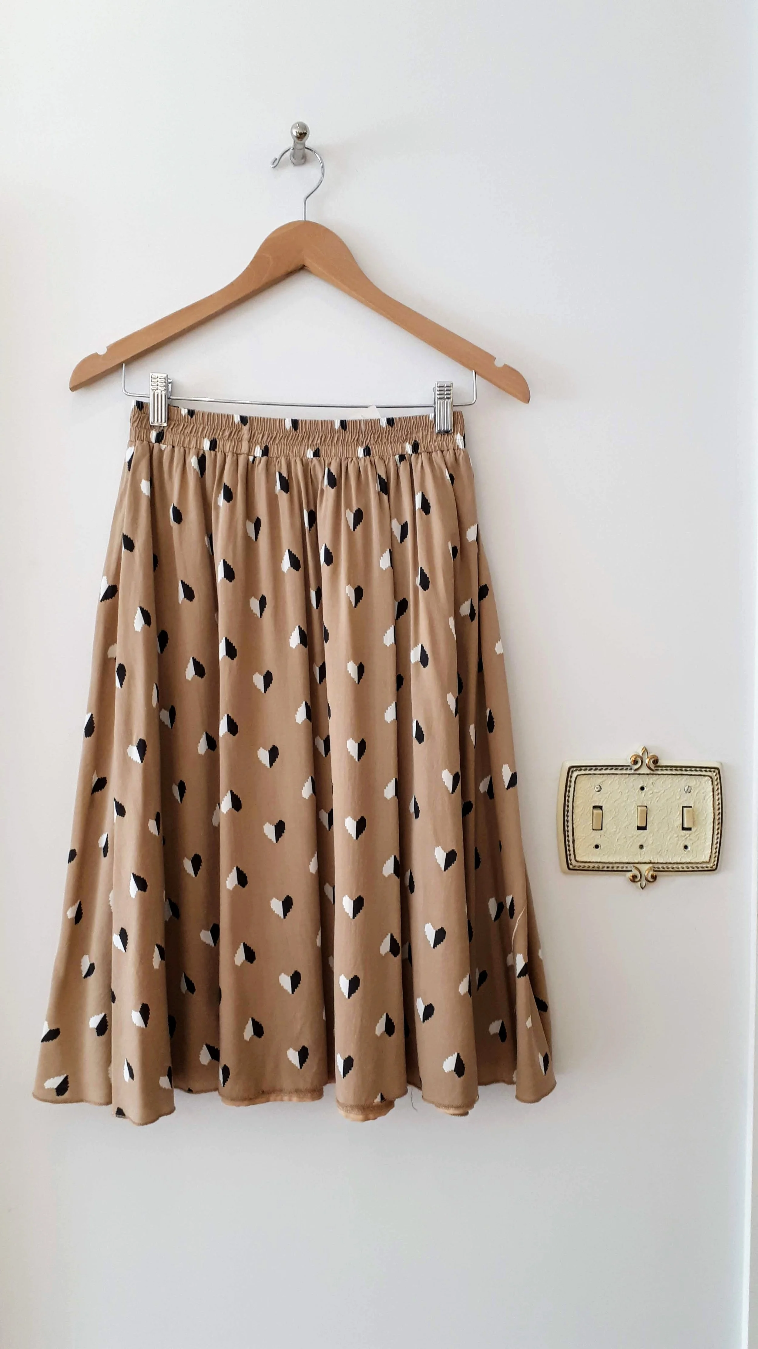 Compania Fantastica skirt; Size M, $26