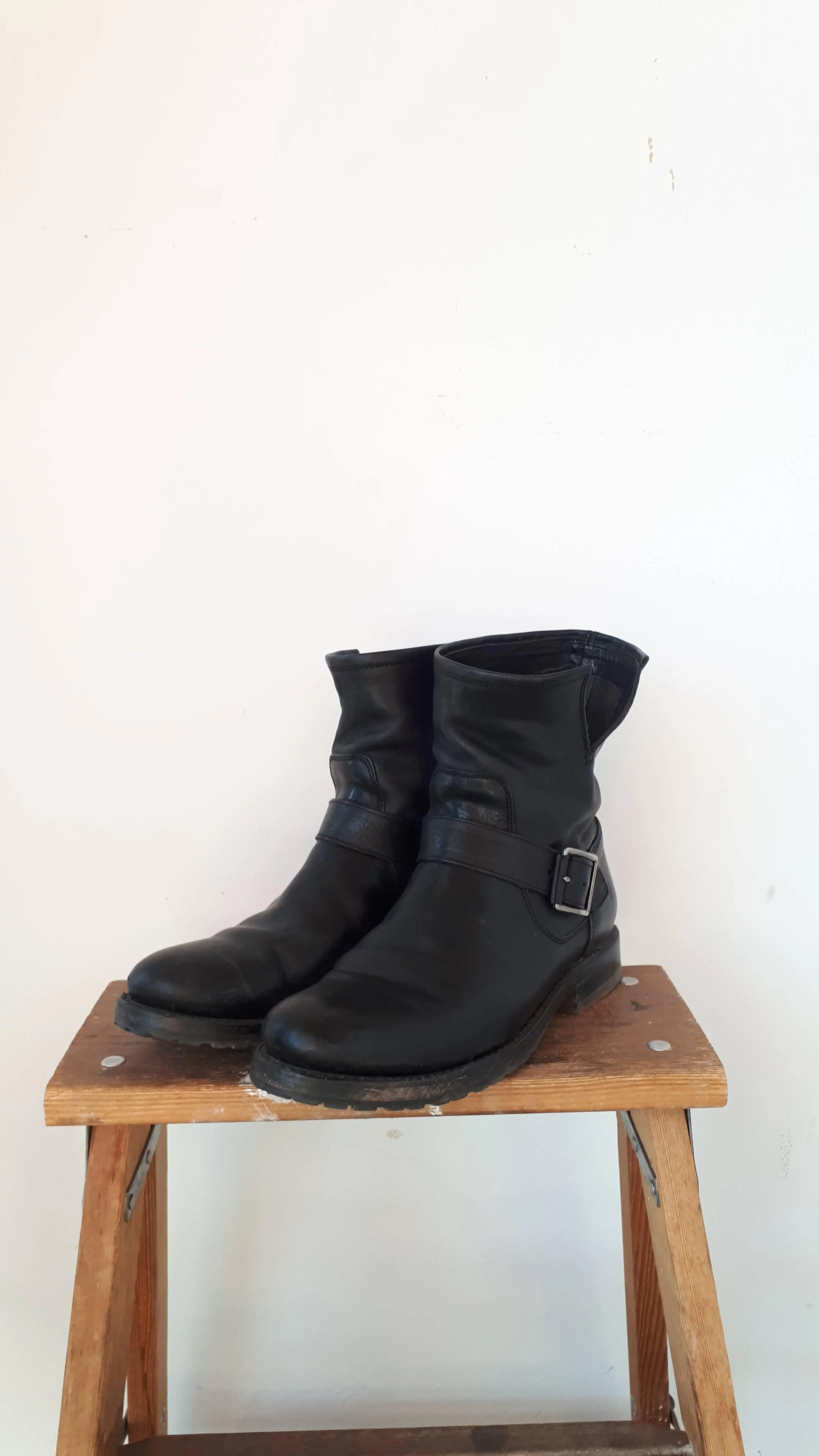 frye boots 7.5