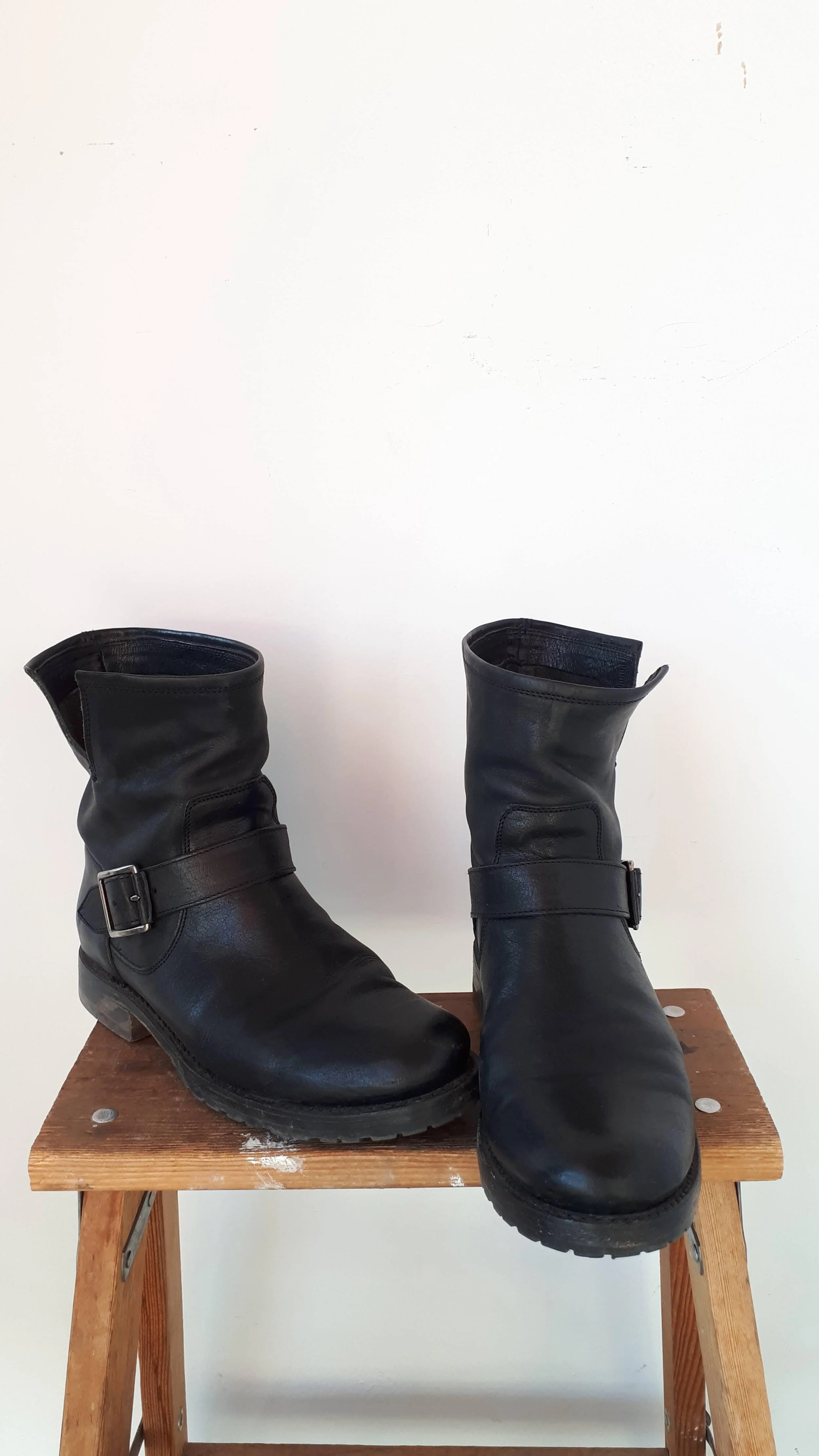 frye boots 7.5
