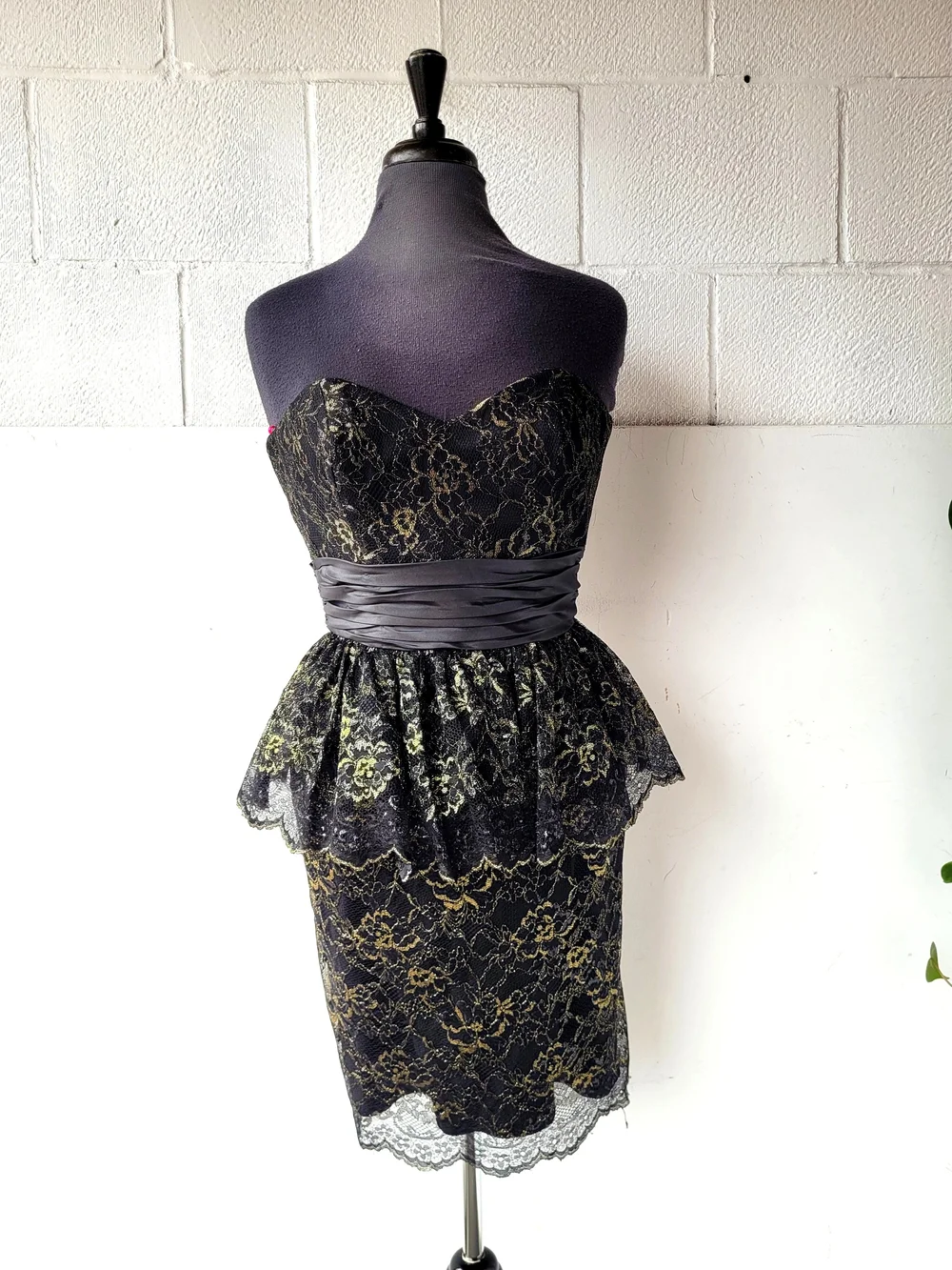 classic womens dresses Isla Dress Adjustable spaghetti straps Women's Sequined Maxi Dress heeled Size:54XL (5'9