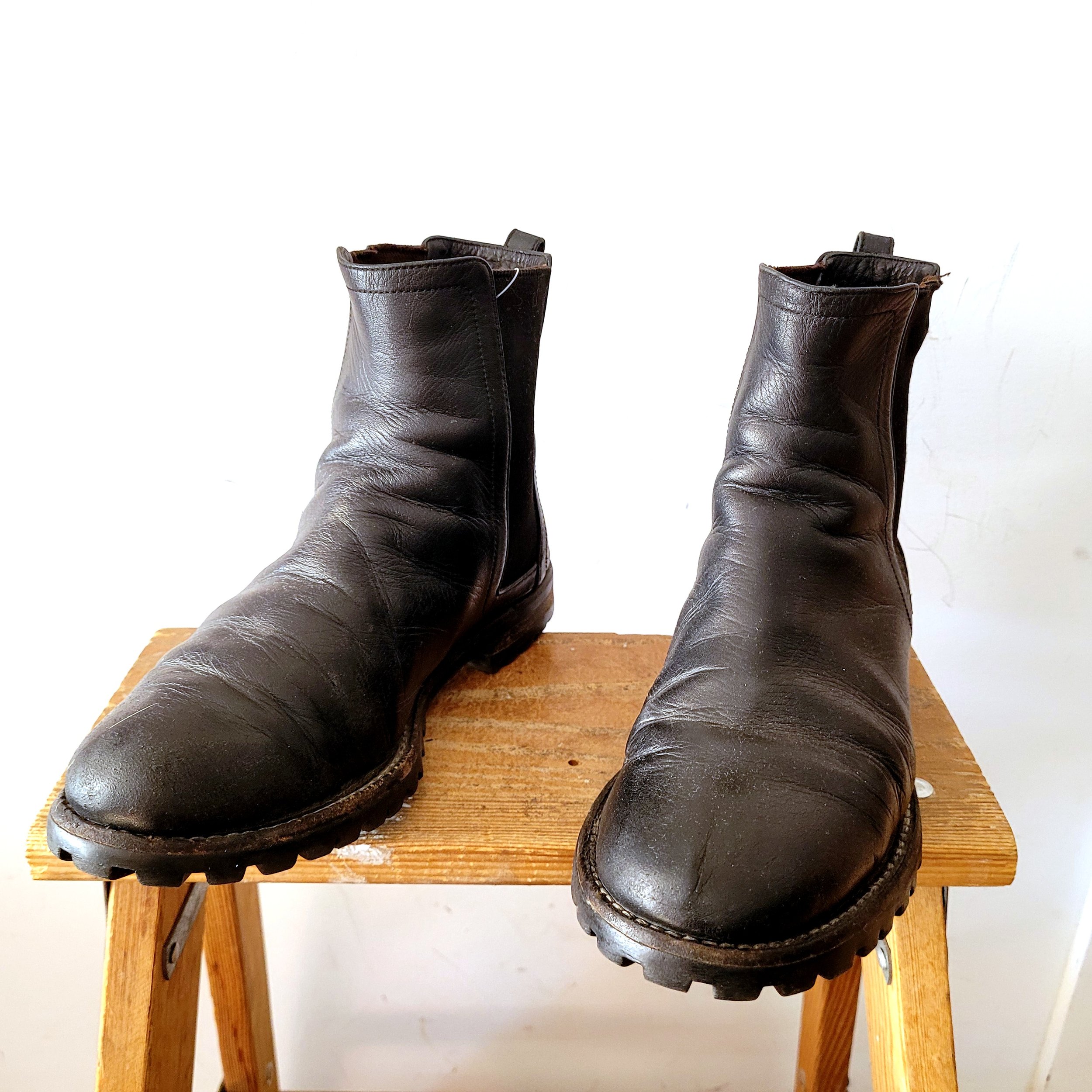 Poppy Barley Chelsea Boots, Size 7