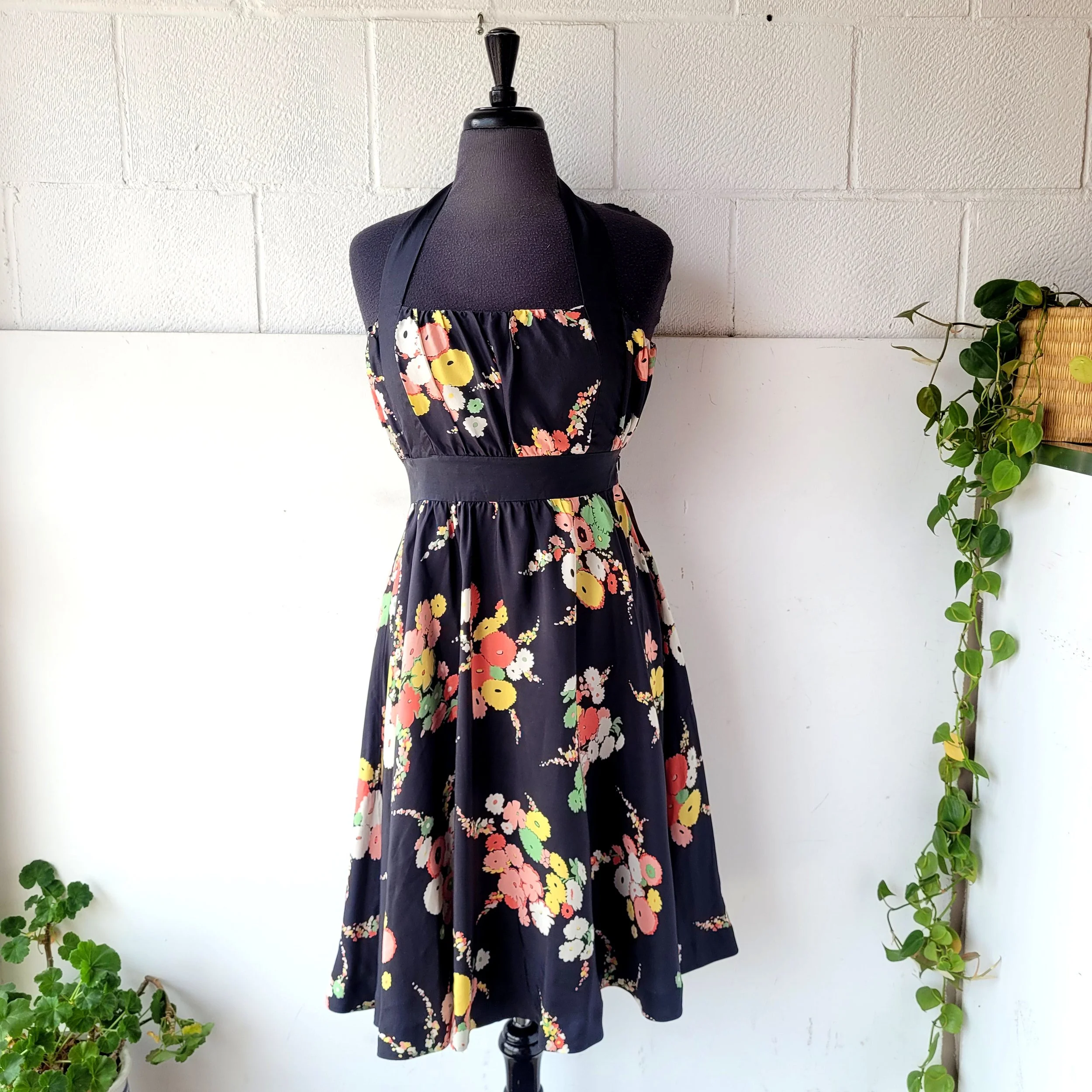 LAST CHANCE: Silk Anthropologie Dress, Size 6