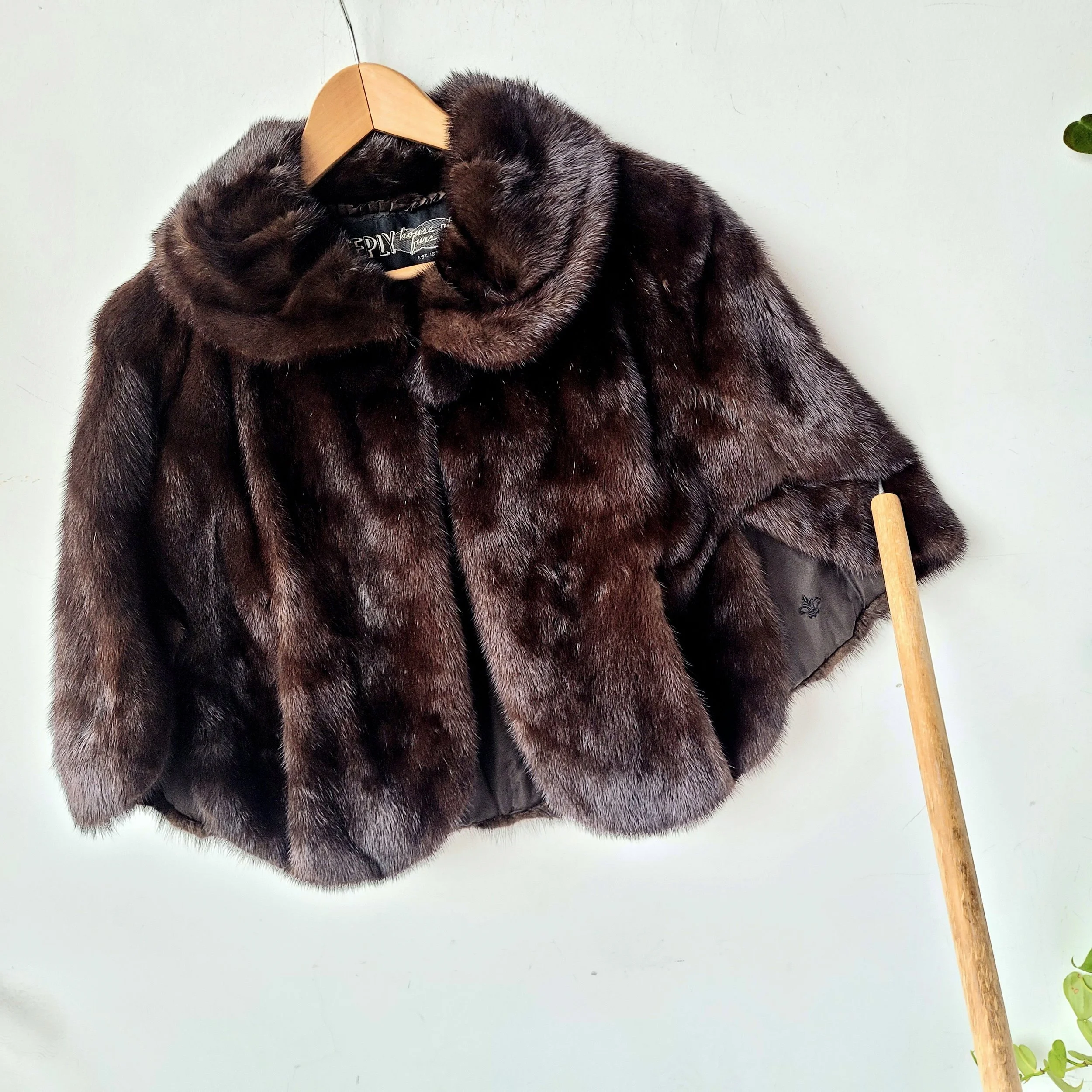 Vintage Fur Capelette