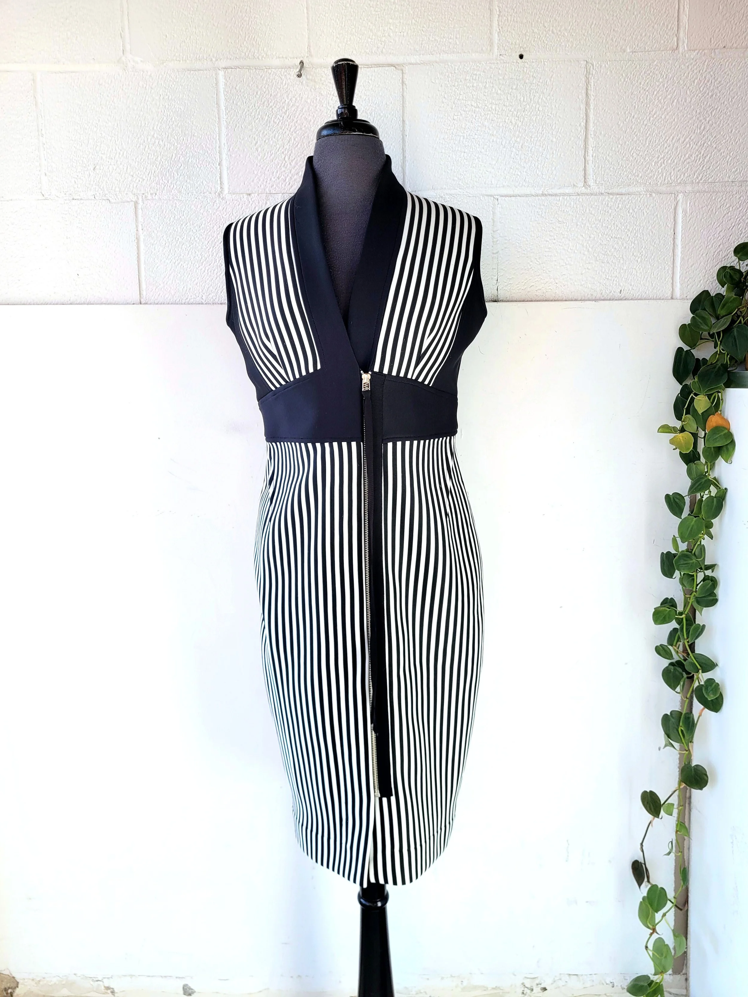 UNTTLD  Dress, Size L