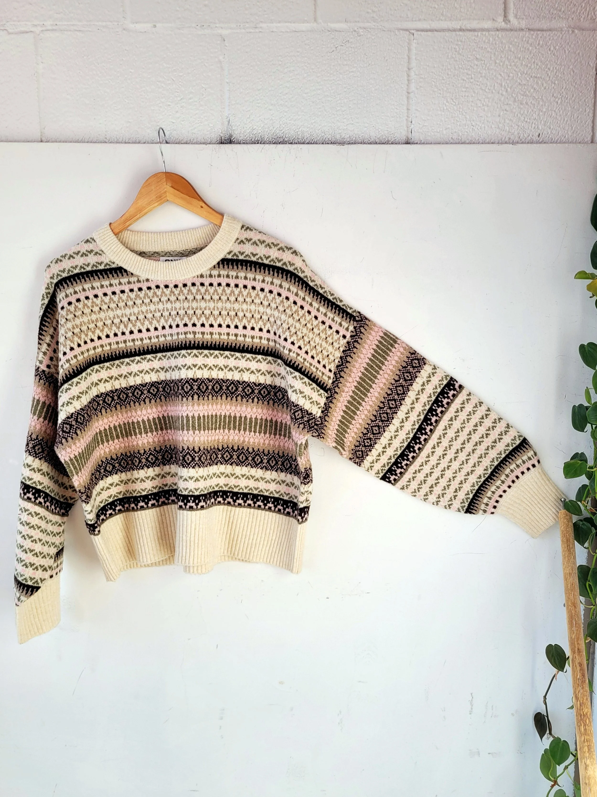 Ski Sweater, Size L