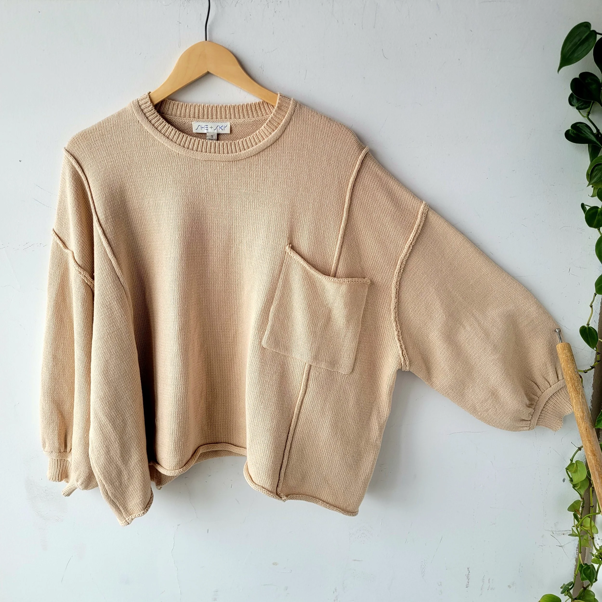 Balloon Sleeve Sweater, Size M