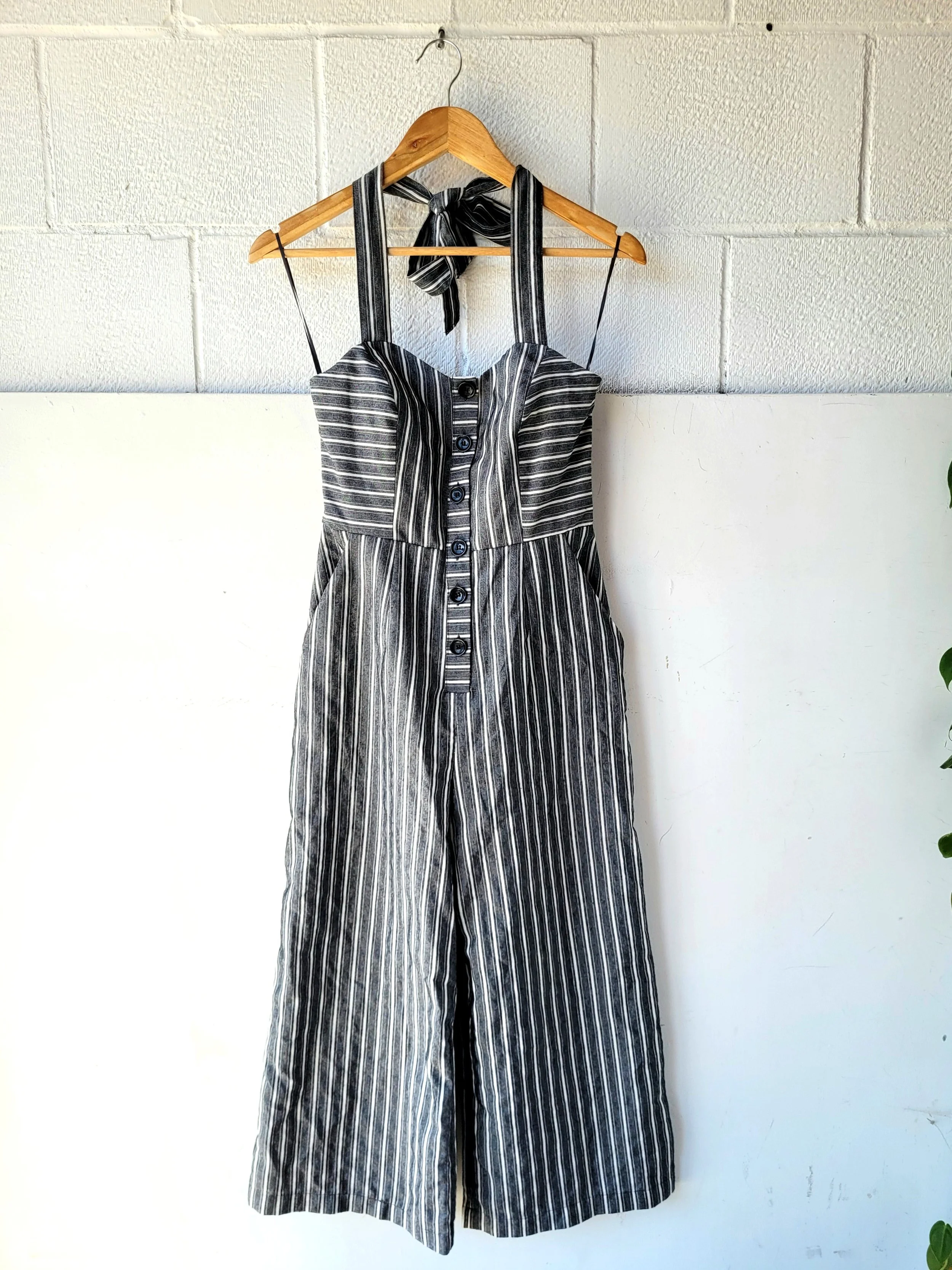 Halter Jumpsuit, Size S