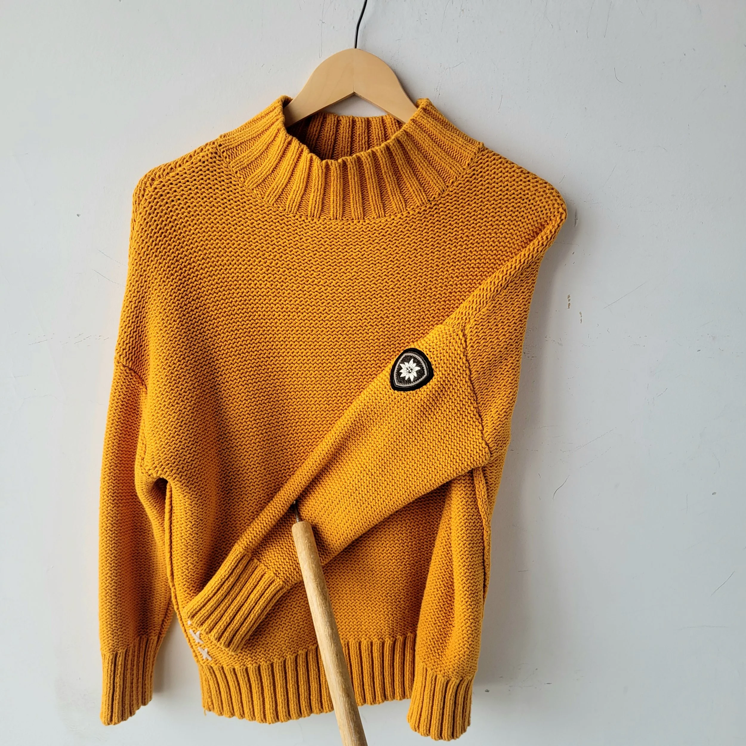 Alp-N-Rock Sweater, Size S