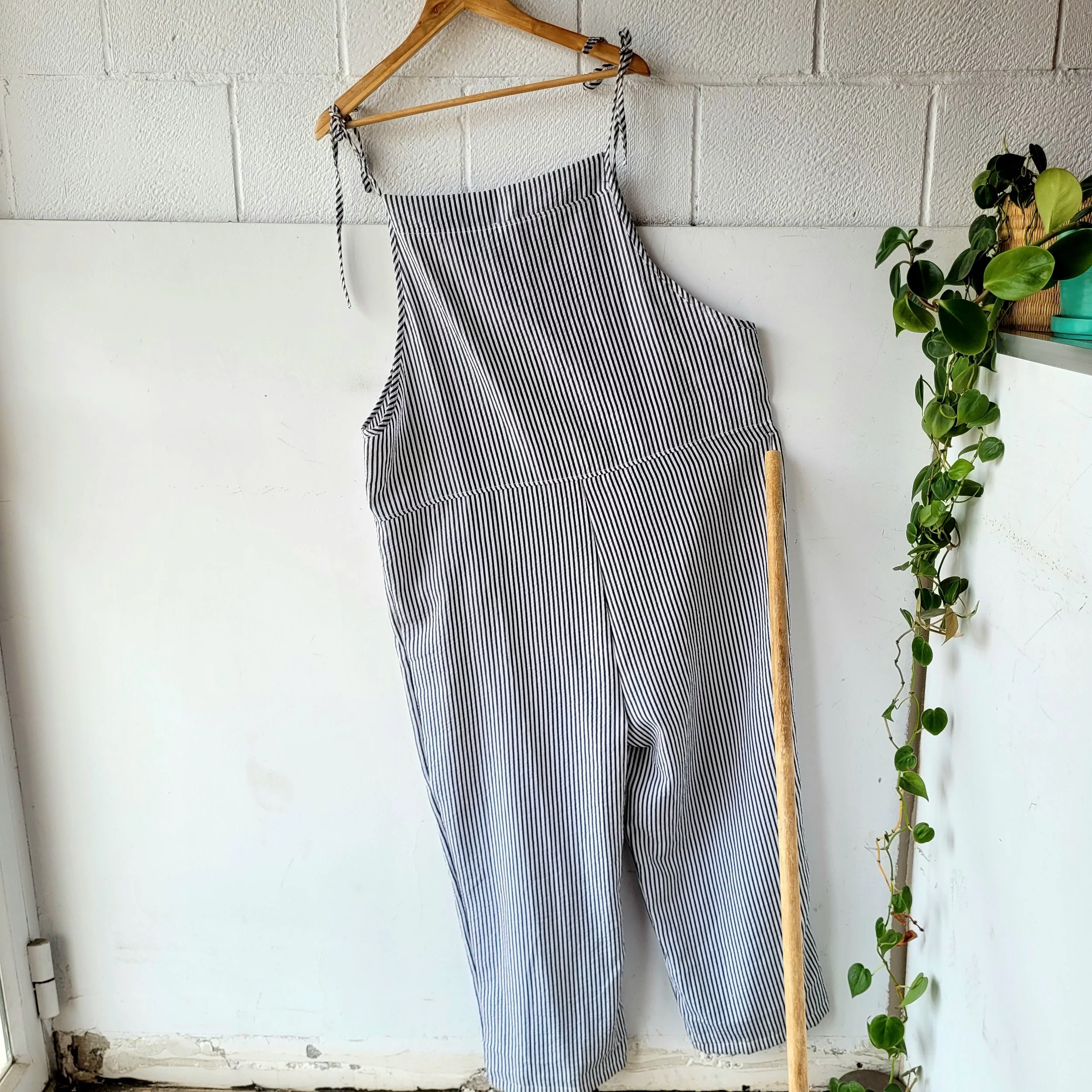 Striped Jumpsuit, Size XXL