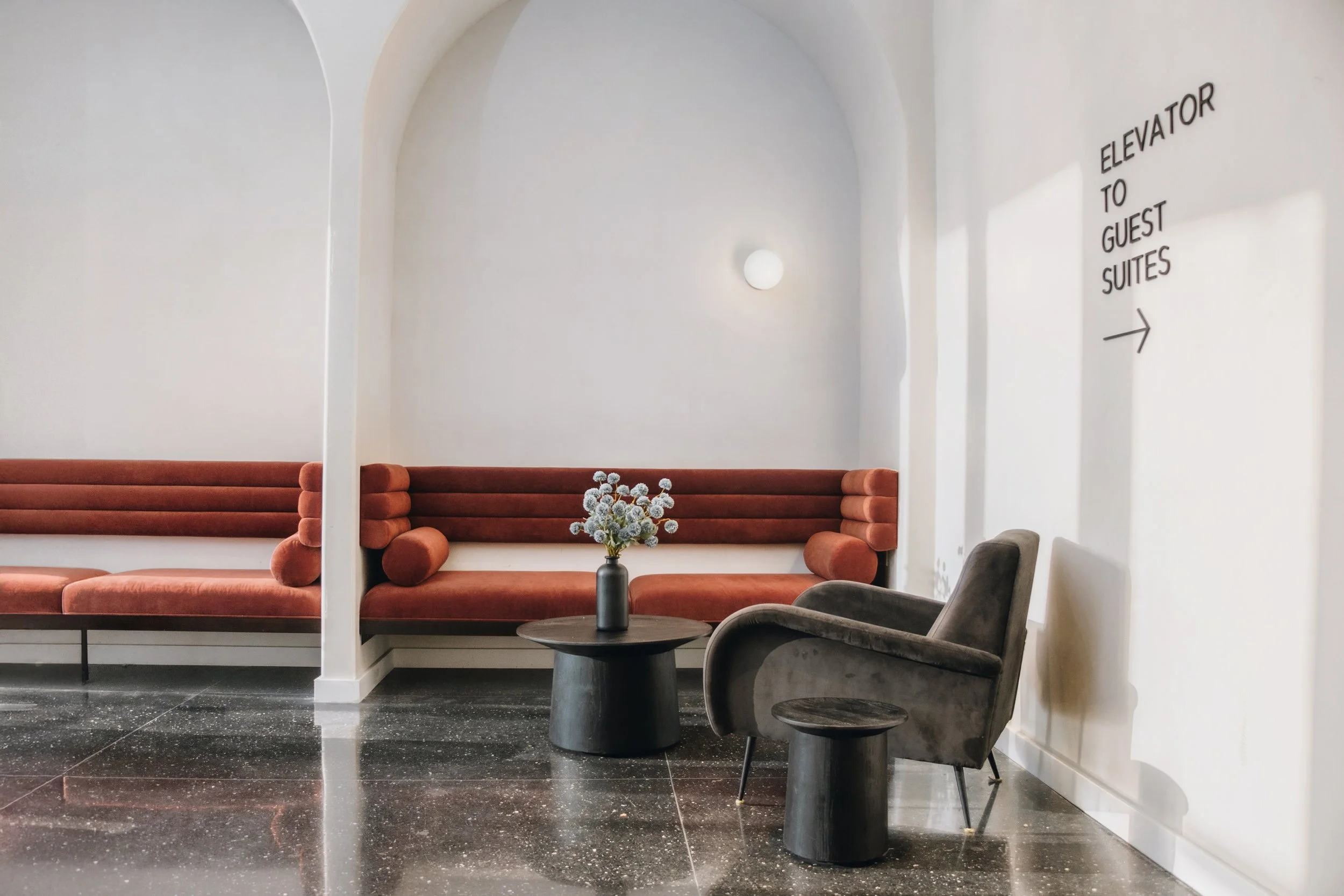 Lobby2 (1).jpg