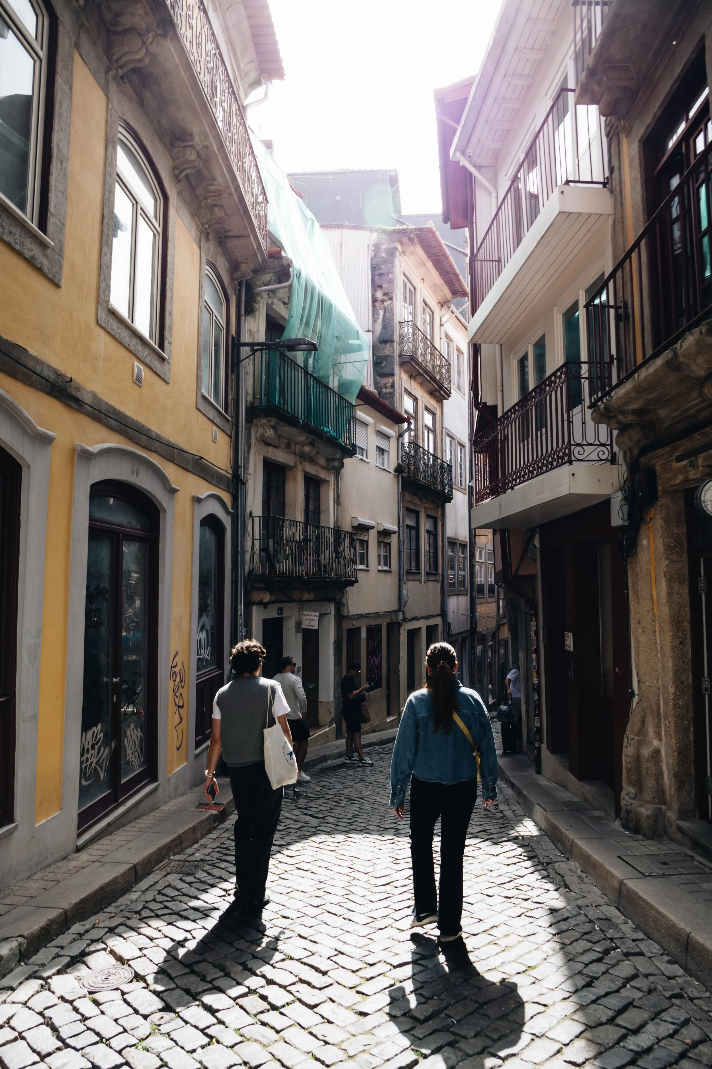 A narrow street in Porto, Porto Field Guide