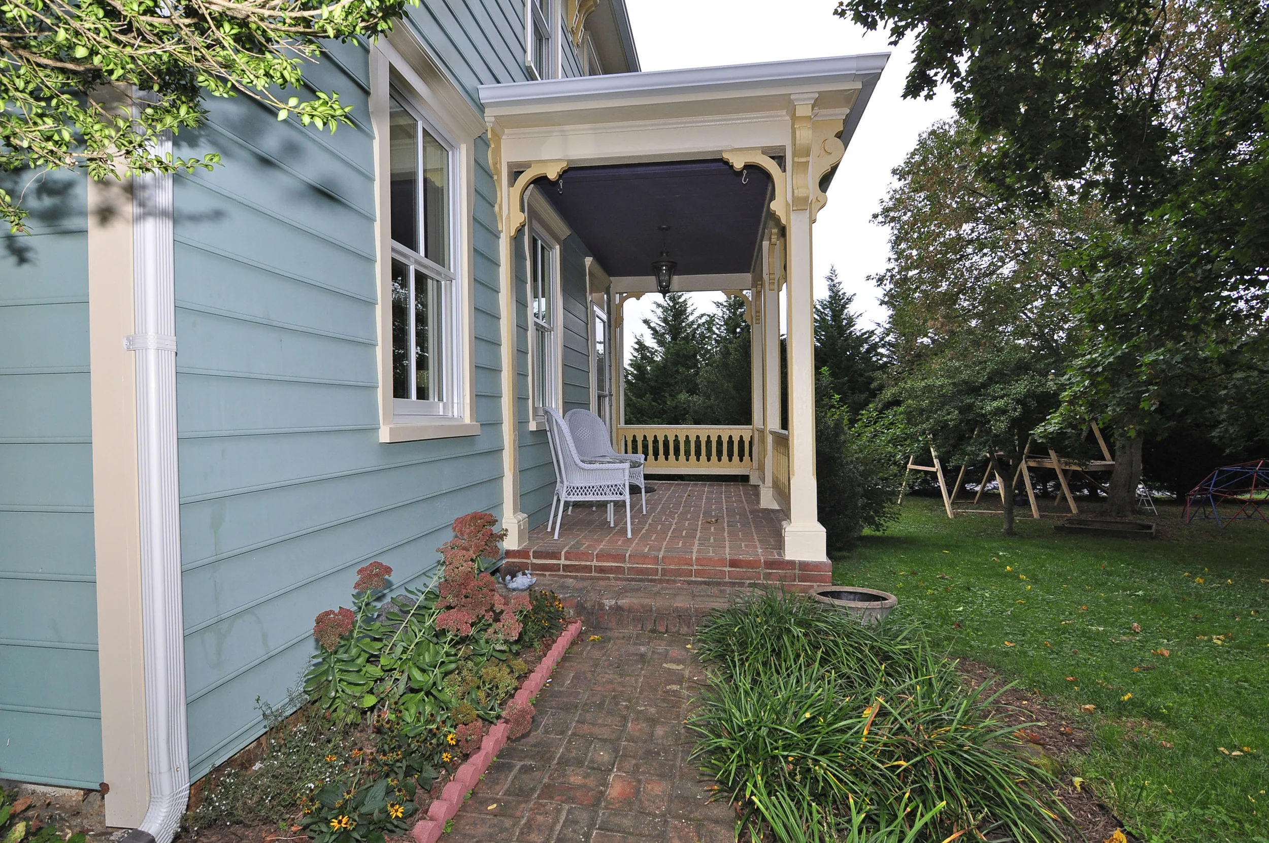 Front Porch 3.JPG